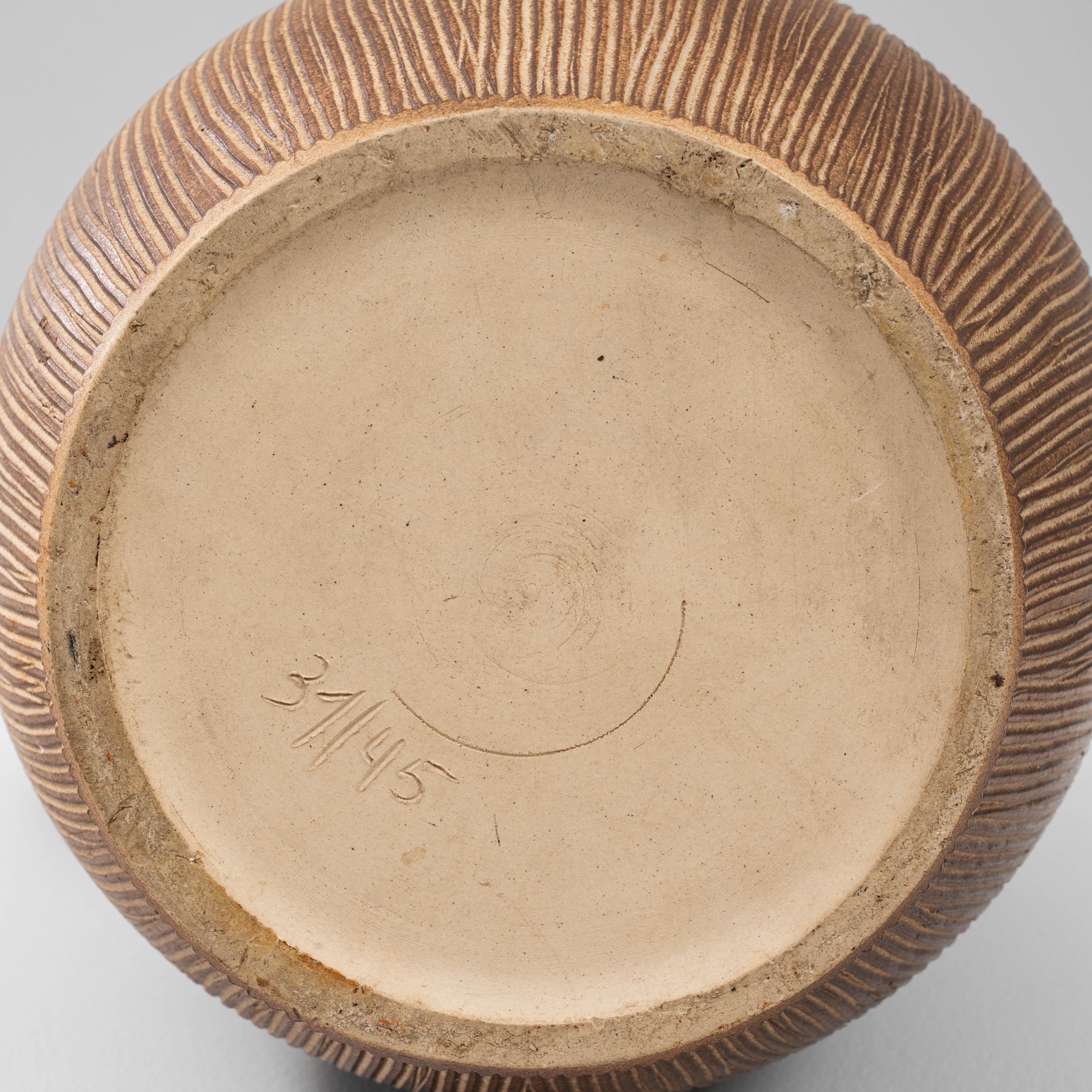 Brocca in ceramica tedesca del XX secolo in vendita 5