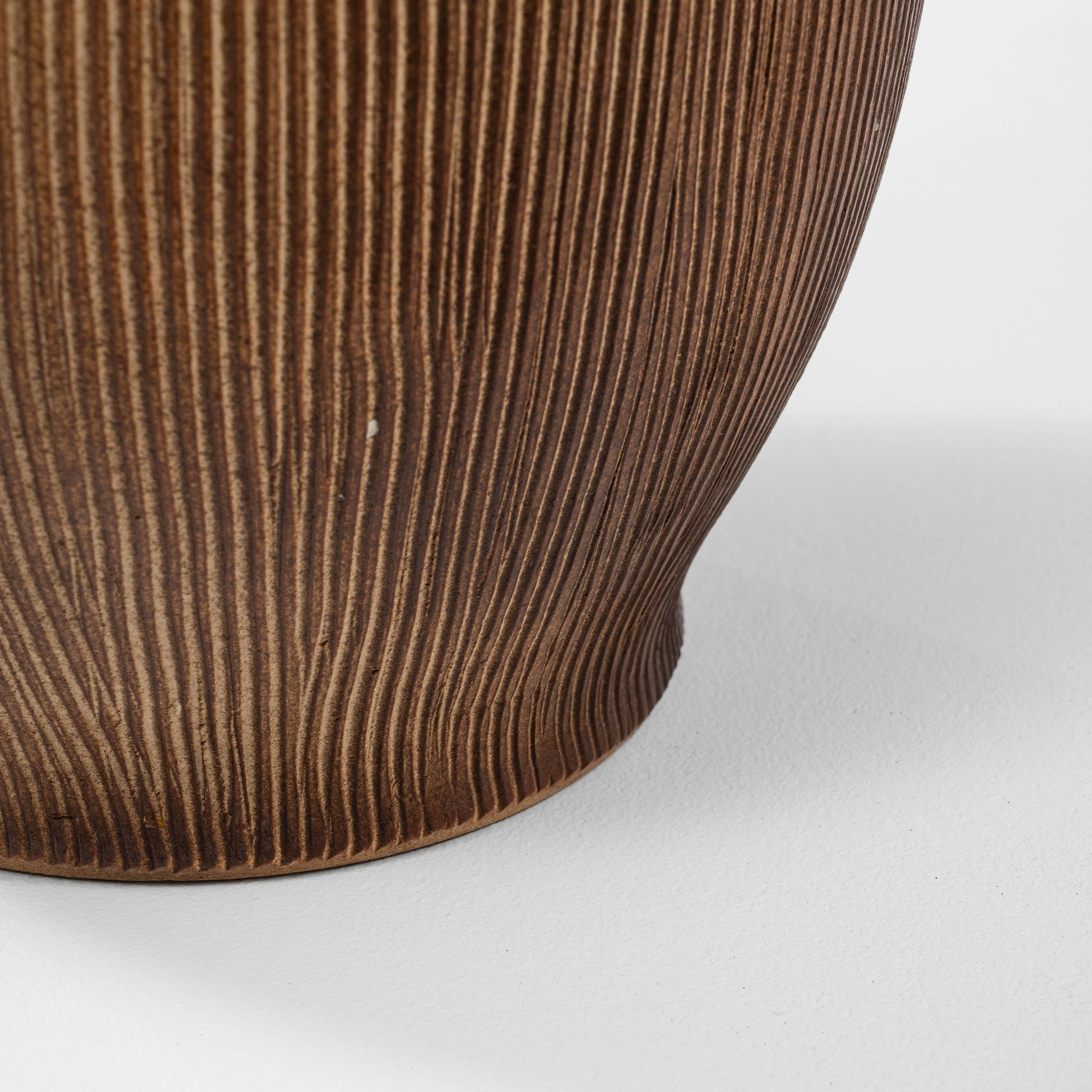 Brocca in ceramica tedesca del XX secolo in vendita 4