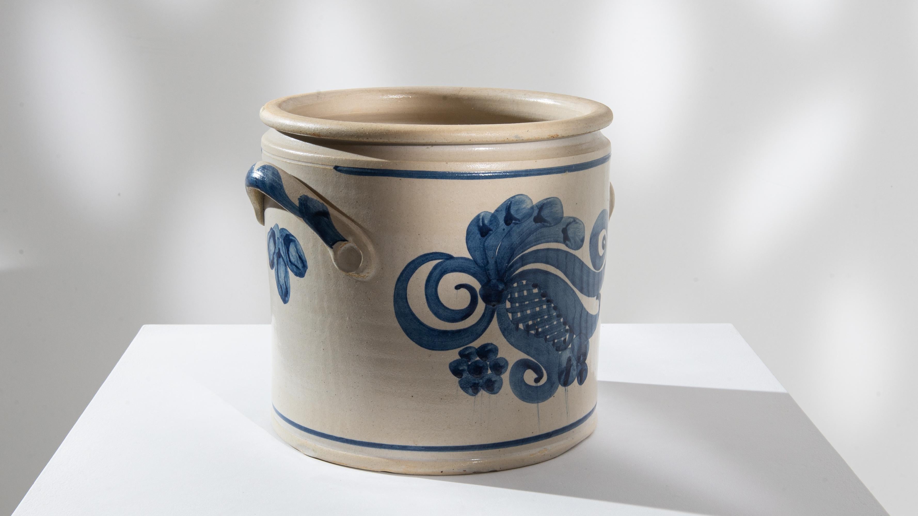 Allemand Pot en céramique allemand du 20e siècle en vente