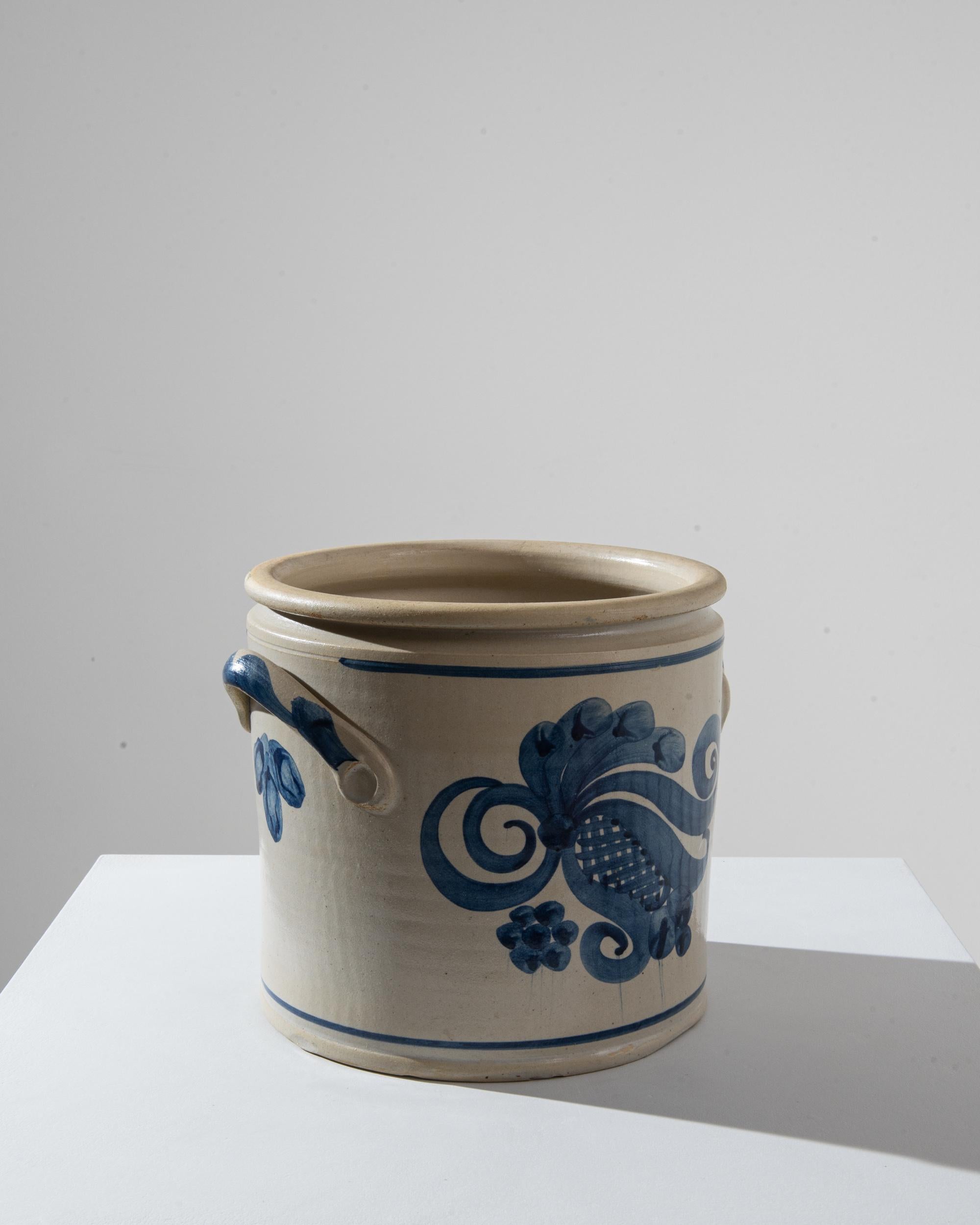 20th Century German Ceramic Pot For Sale 4