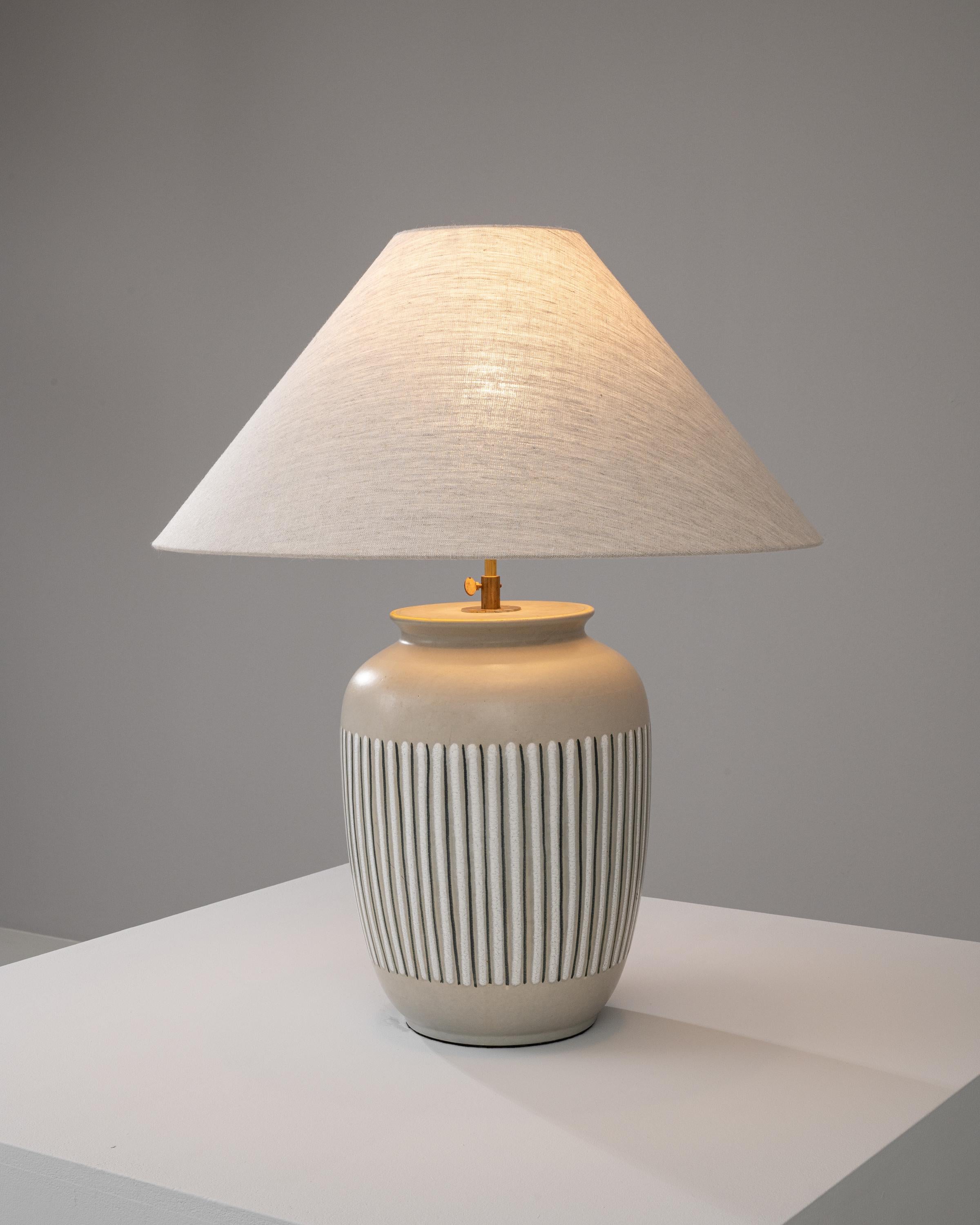 20th Century German Ceramic Table Lamp For Sale 7