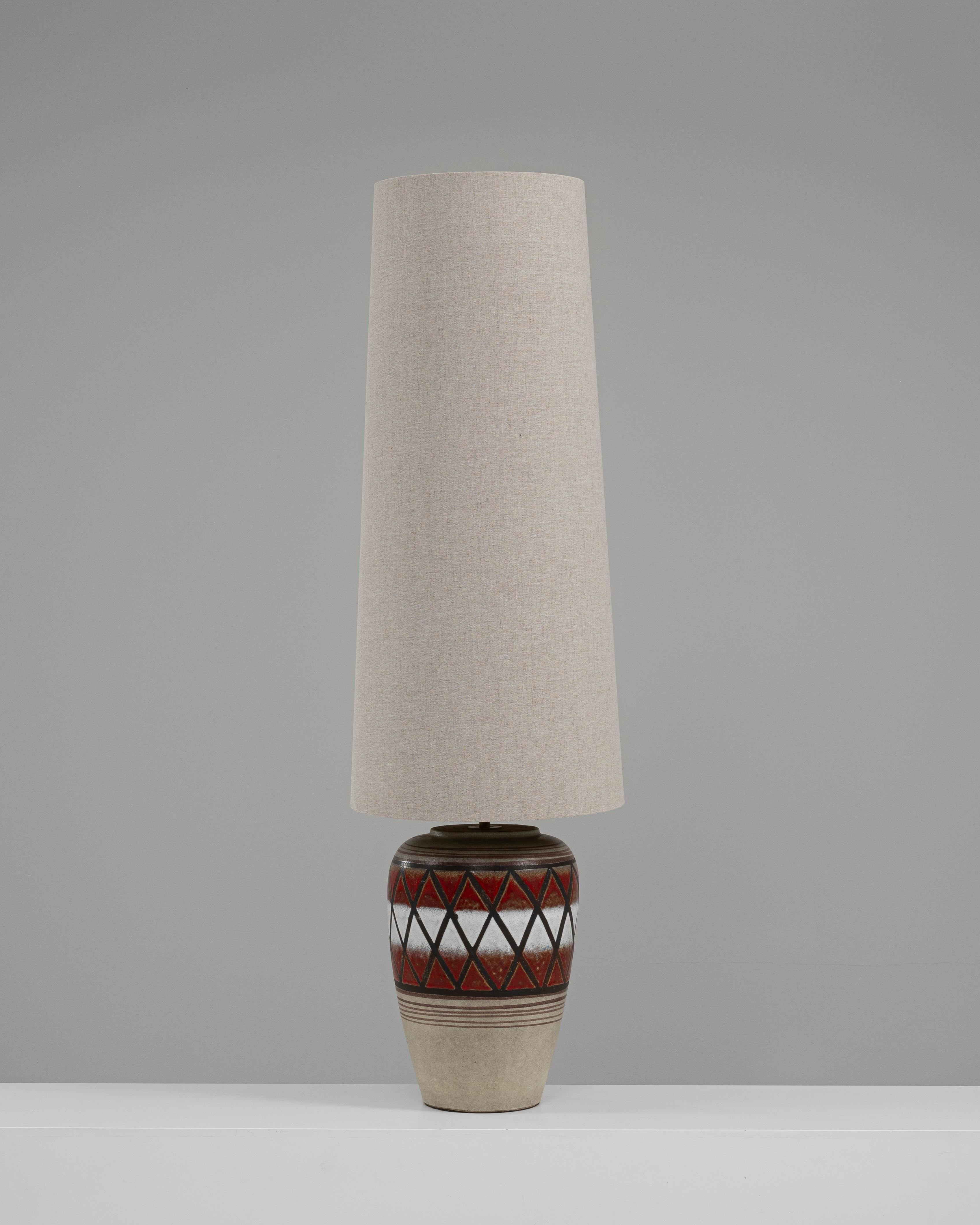 Lámpara de mesa de cerámica alemana del siglo XX en Bueno estado para la venta en High Point, NC