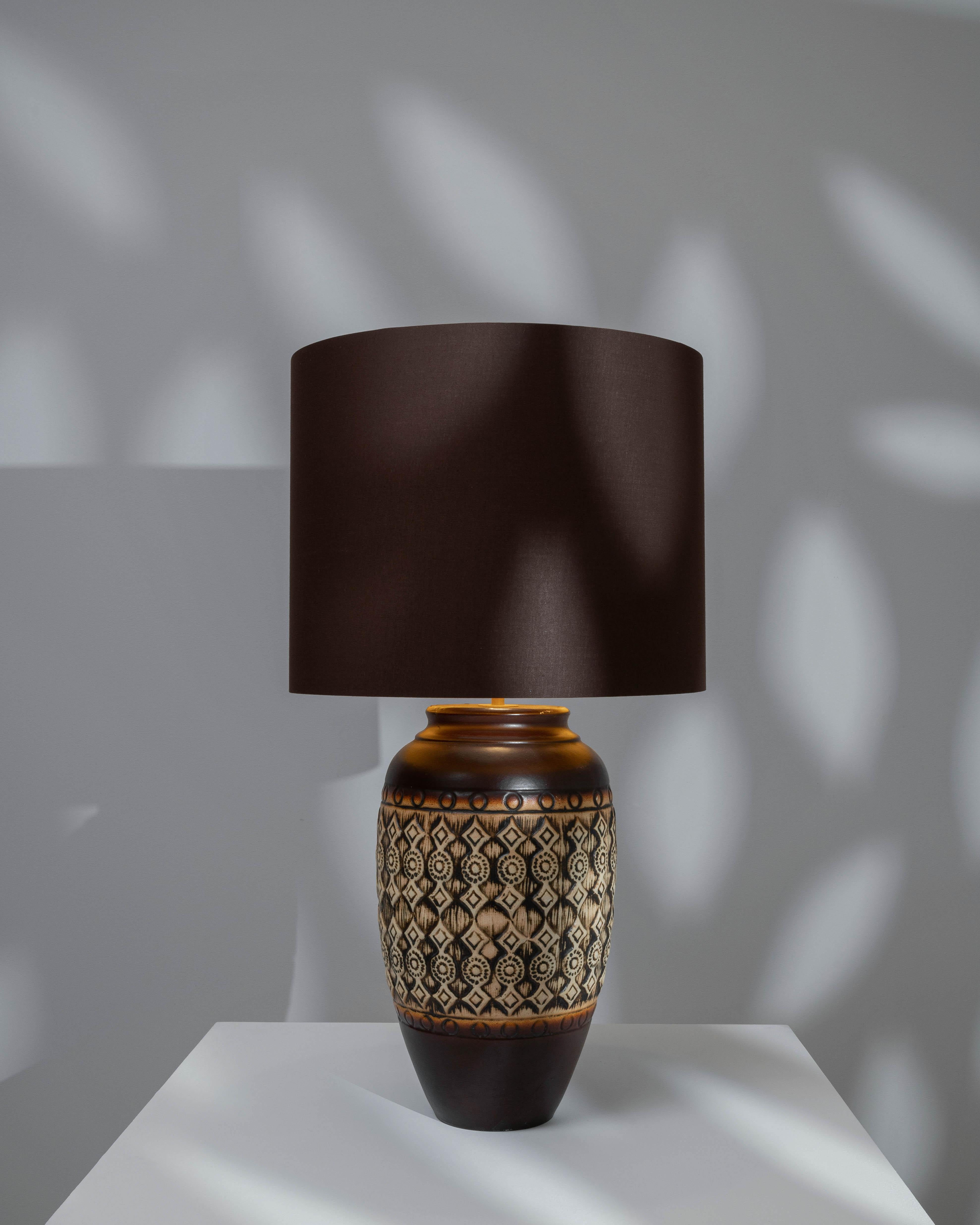 20th Century German Ceramic Table Lamp For Sale 3