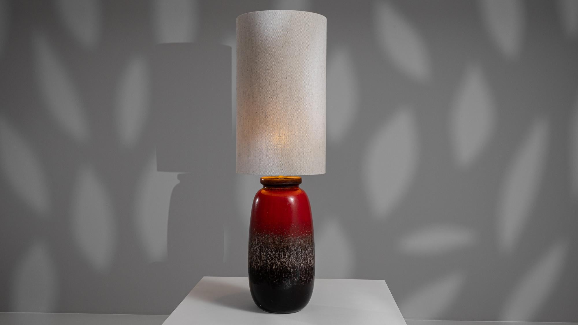 Céramique Lampe de table en céramique allemande du 20e siècle en vente
