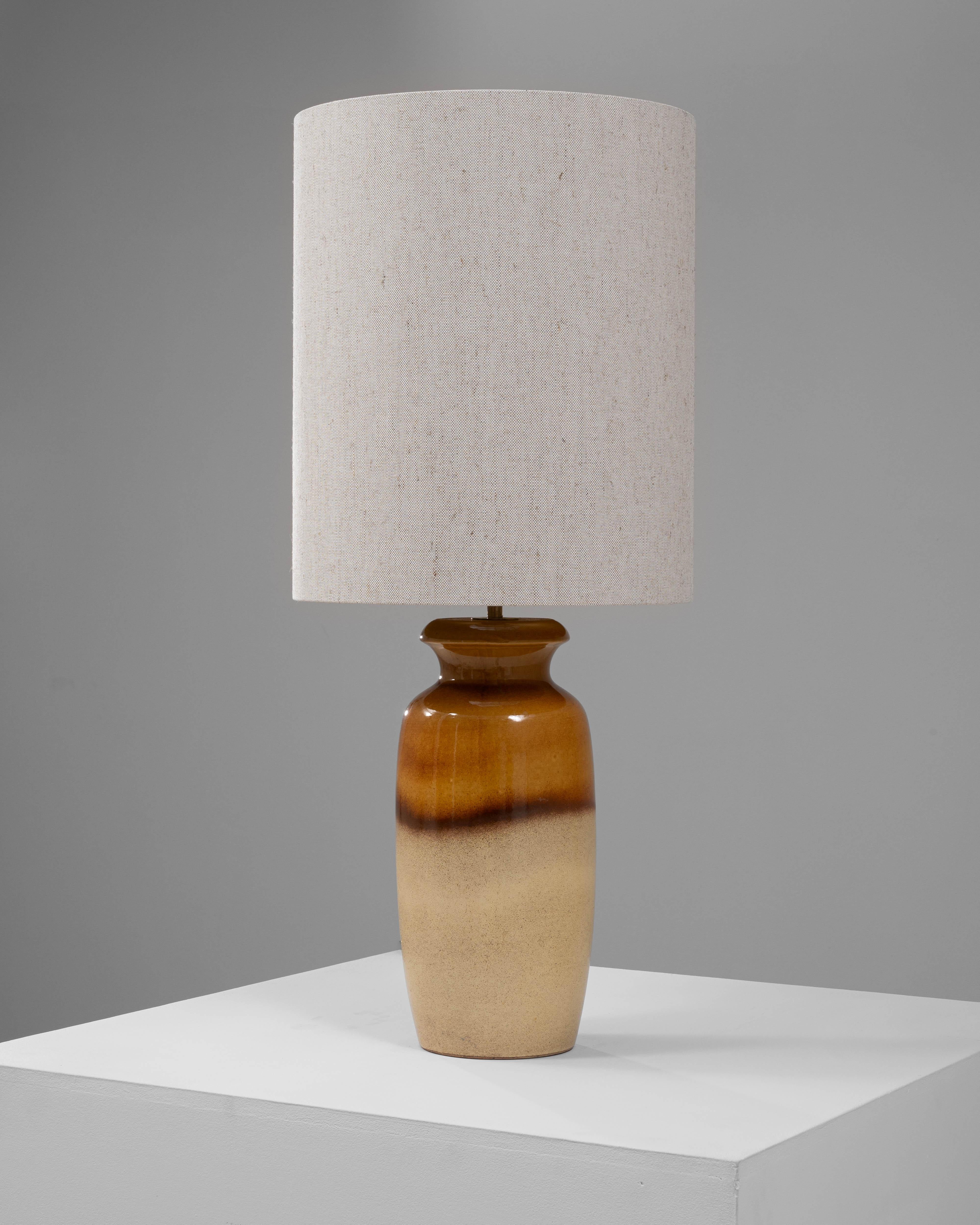 Céramique Lampe de table en céramique allemande du 20e siècle en vente