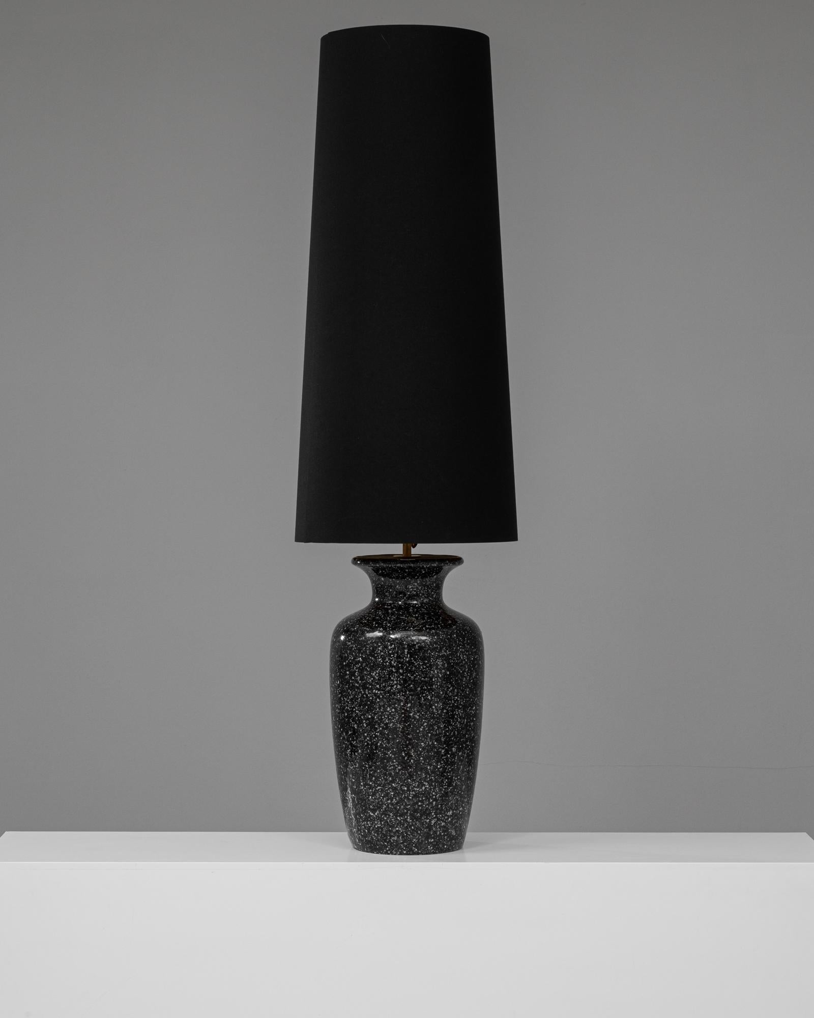 Lampe de table en céramique allemande du 20e siècle en vente 1