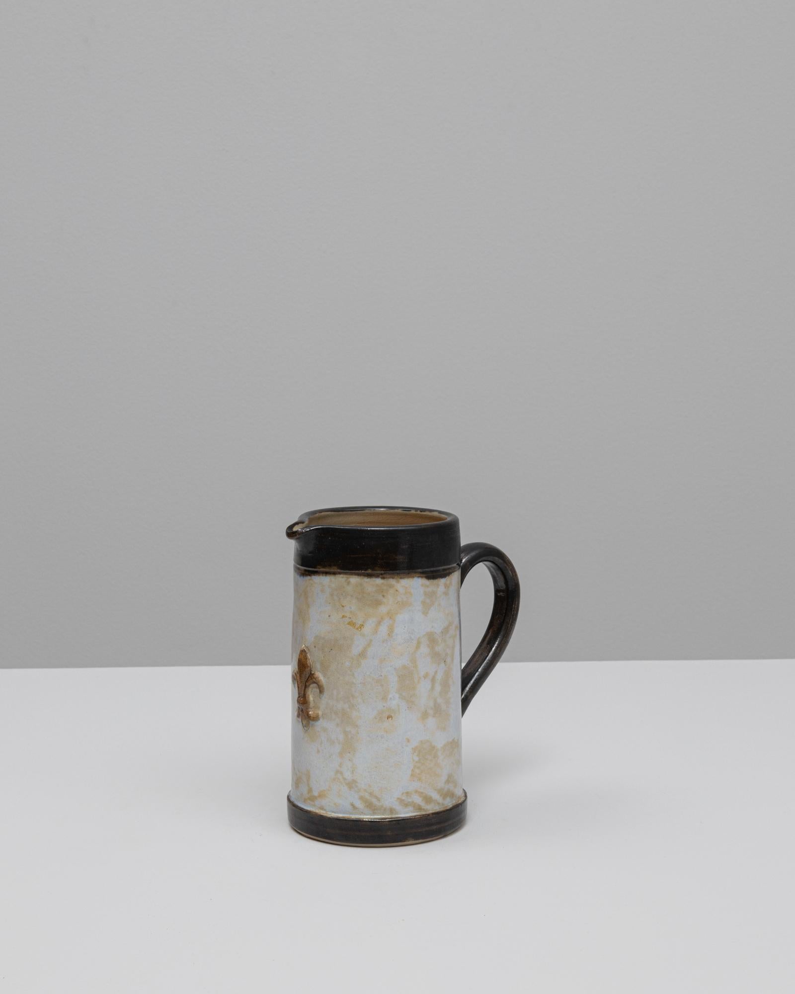 Vase en céramique allemand du 20e siècle Bon état - En vente à High Point, NC