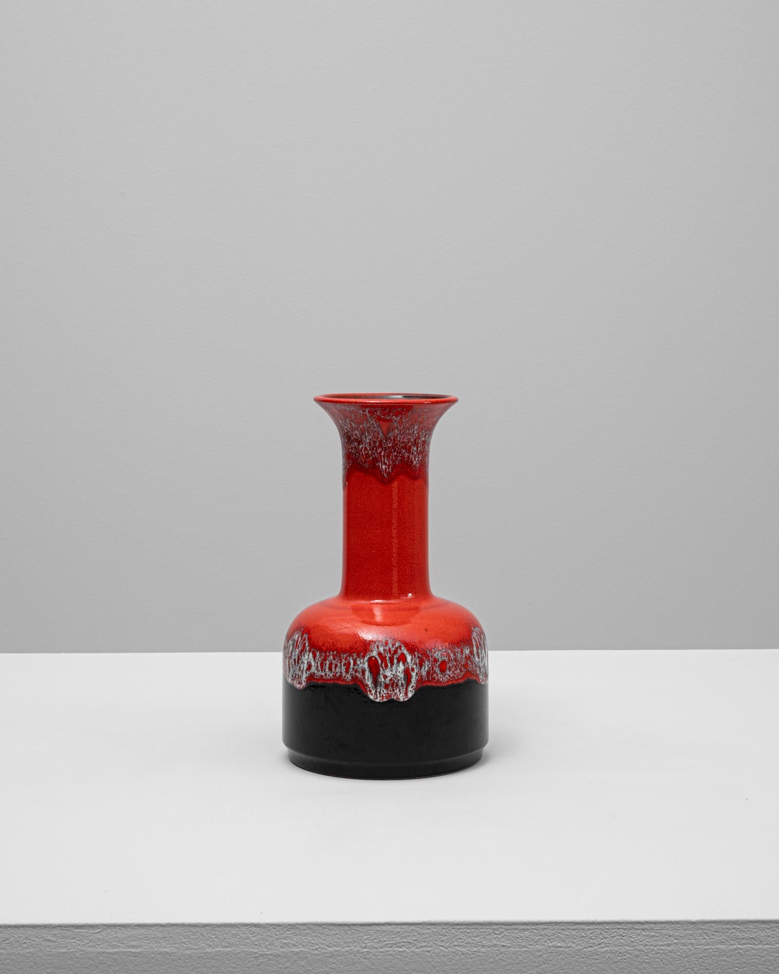 Jarrón de cerámica alemán del siglo XX en Bueno estado para la venta en High Point, NC