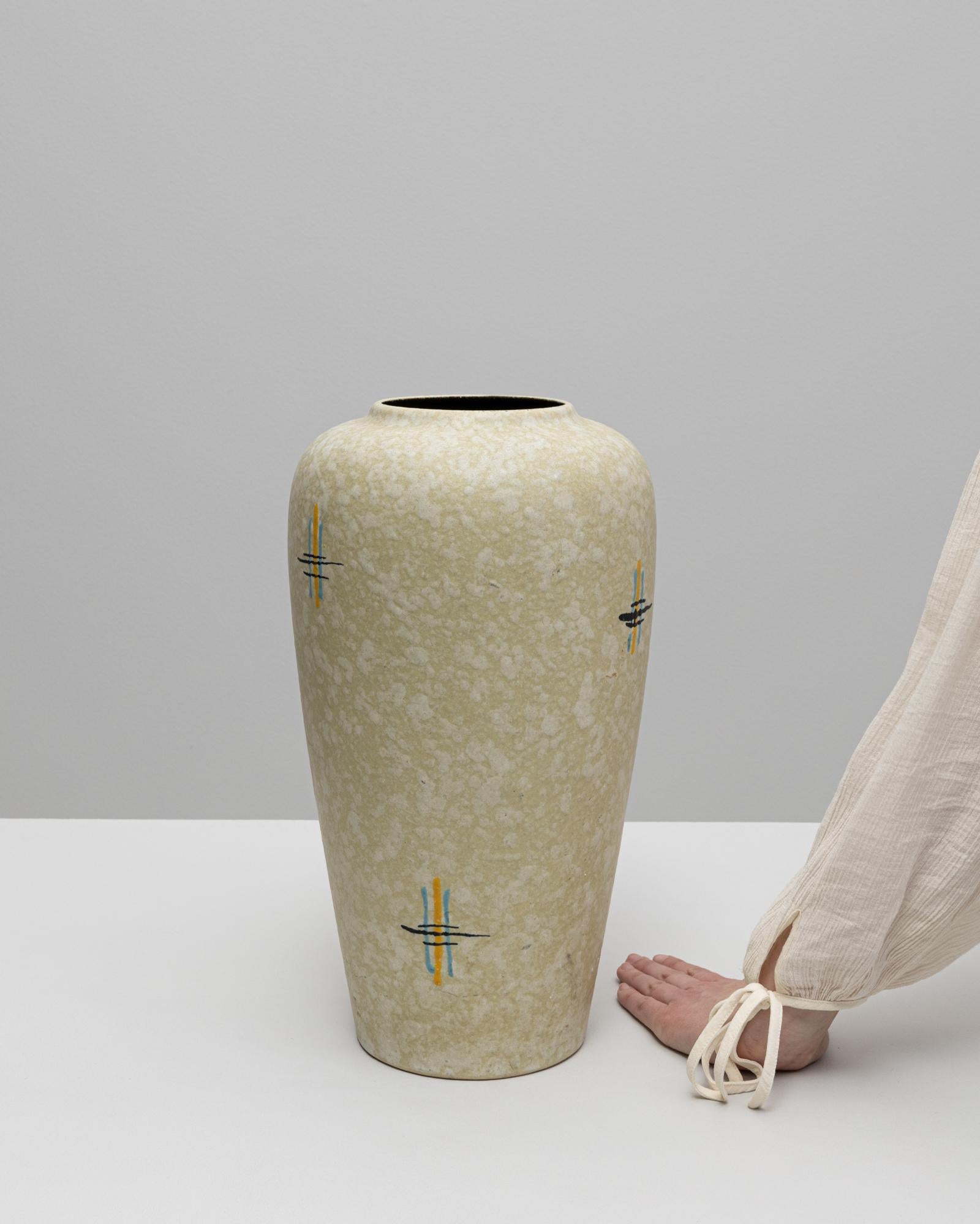 Ceramica Vaso in ceramica tedesca del XX secolo in vendita