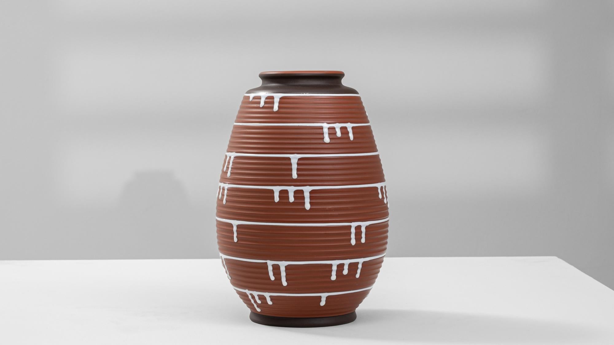 Vaso in ceramica tedesca del XX secolo in vendita 1