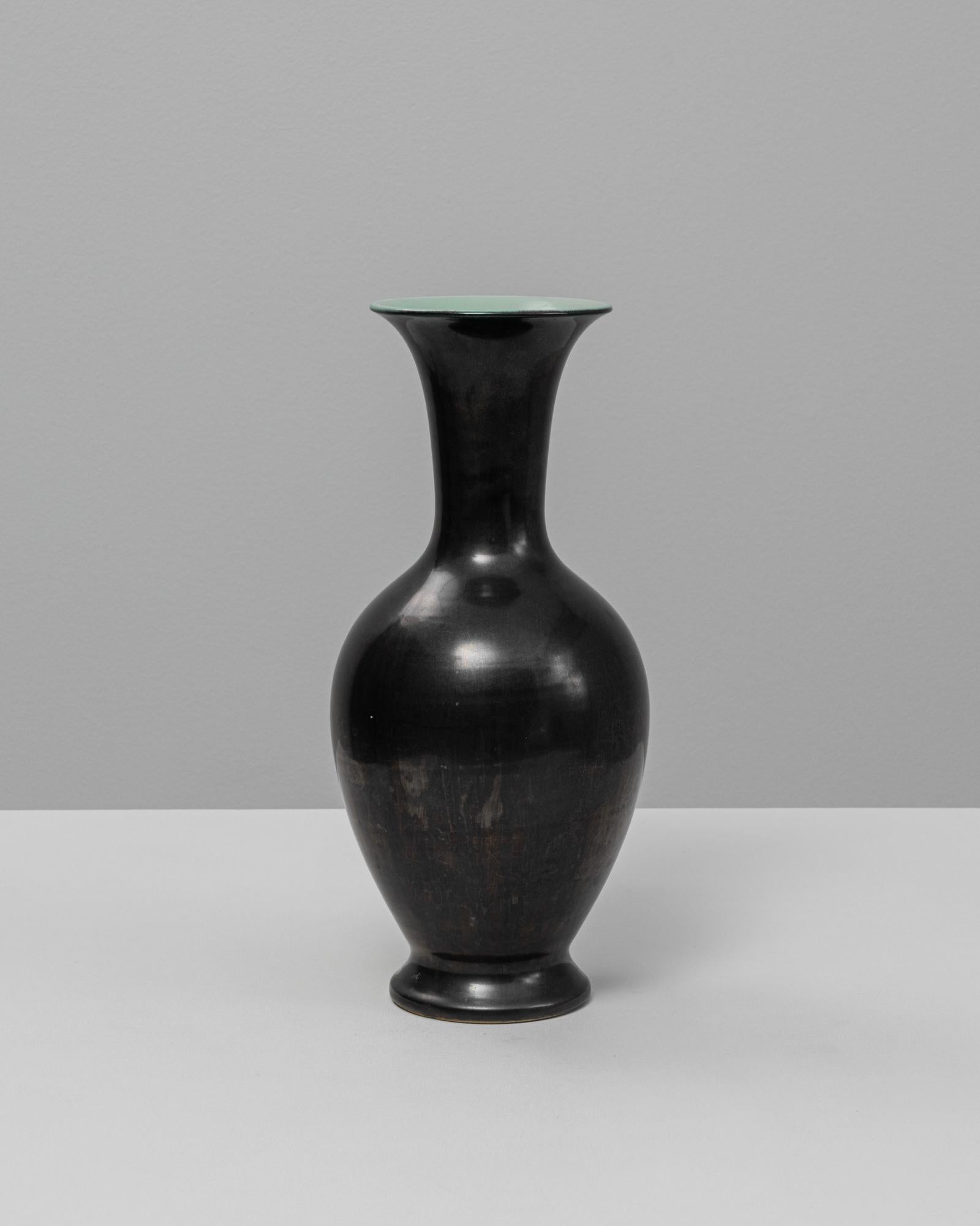 Jarrón de cerámica alemán del siglo XX en venta 1