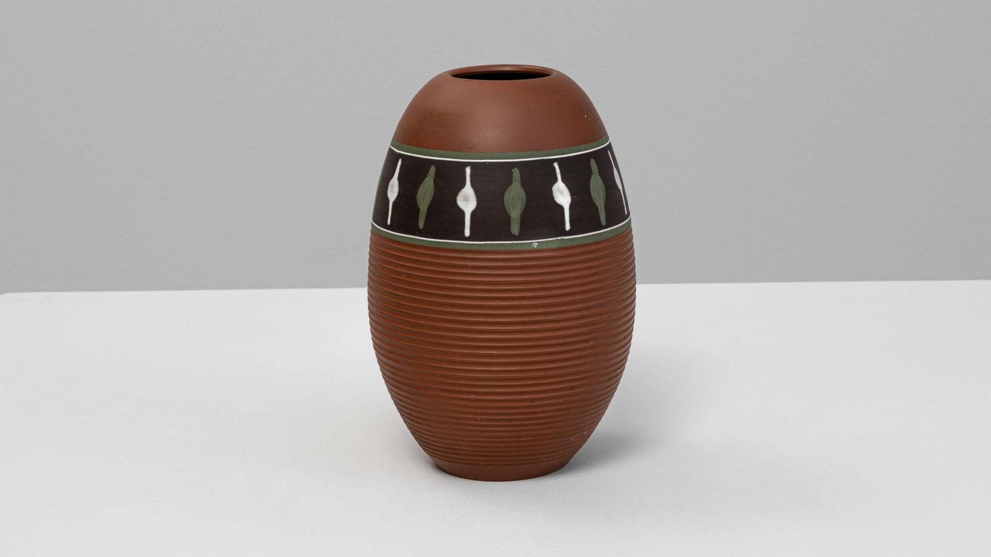 Vaso in ceramica tedesca del XX secolo in vendita 2