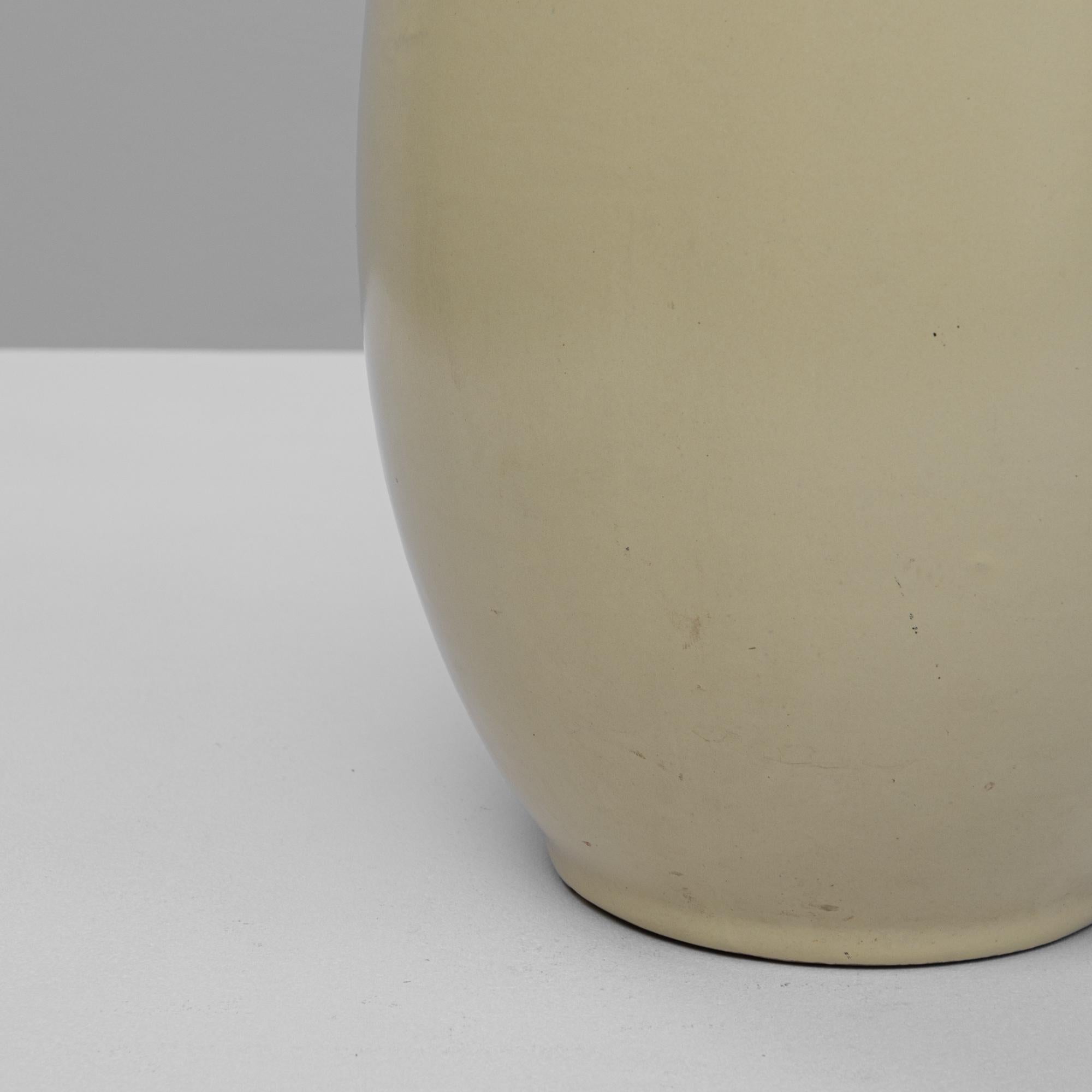 Jarrón de cerámica alemán del siglo XX en venta 4