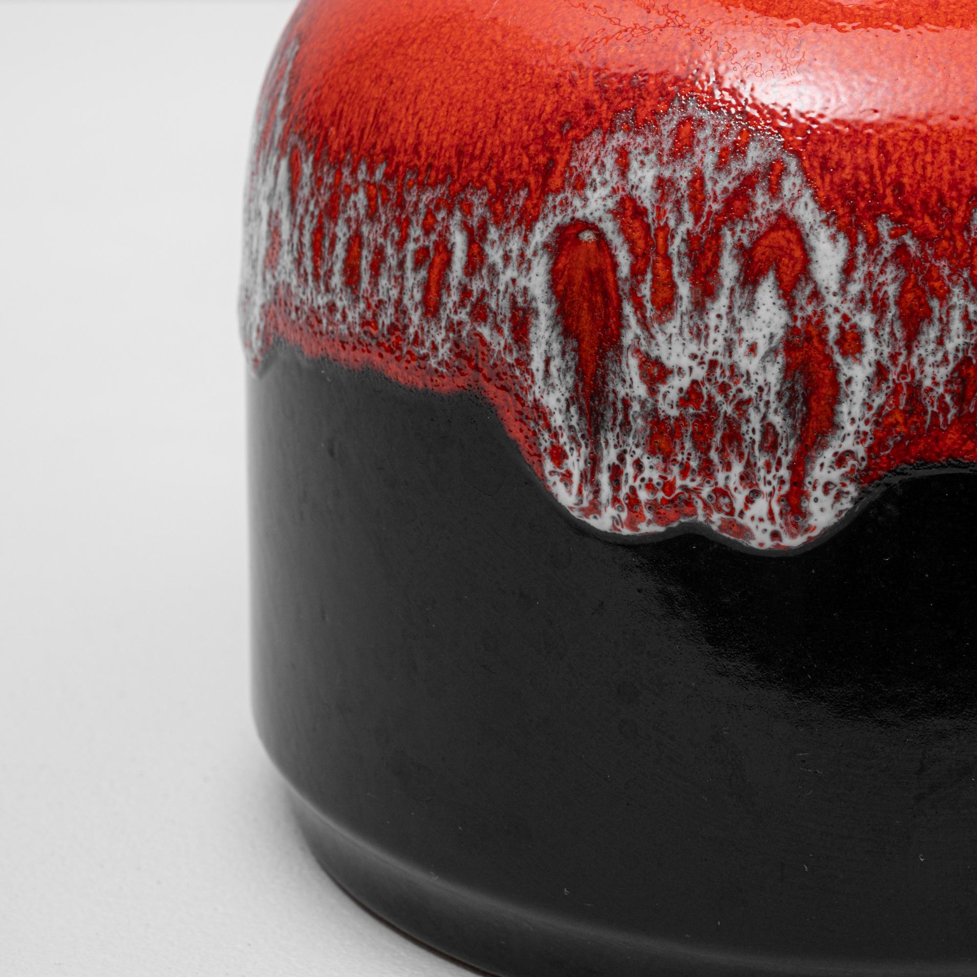 Jarrón de cerámica alemán del siglo XX en venta 4