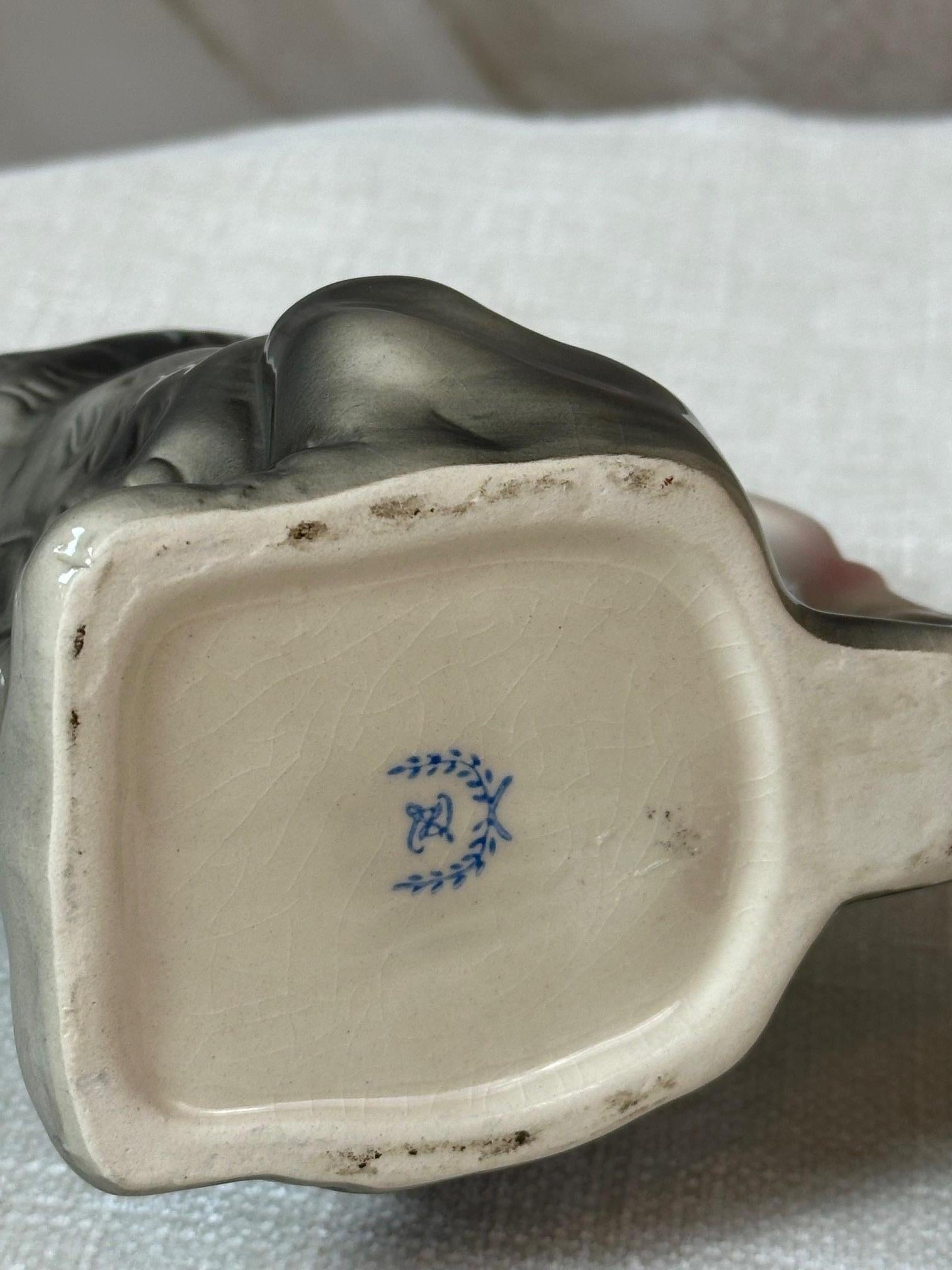Tetera de porcelana alemana del siglo XX Perro, años 50 en venta 3