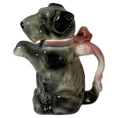 Teiera in porcellana con cane tedesco del XX secolo, anni '50