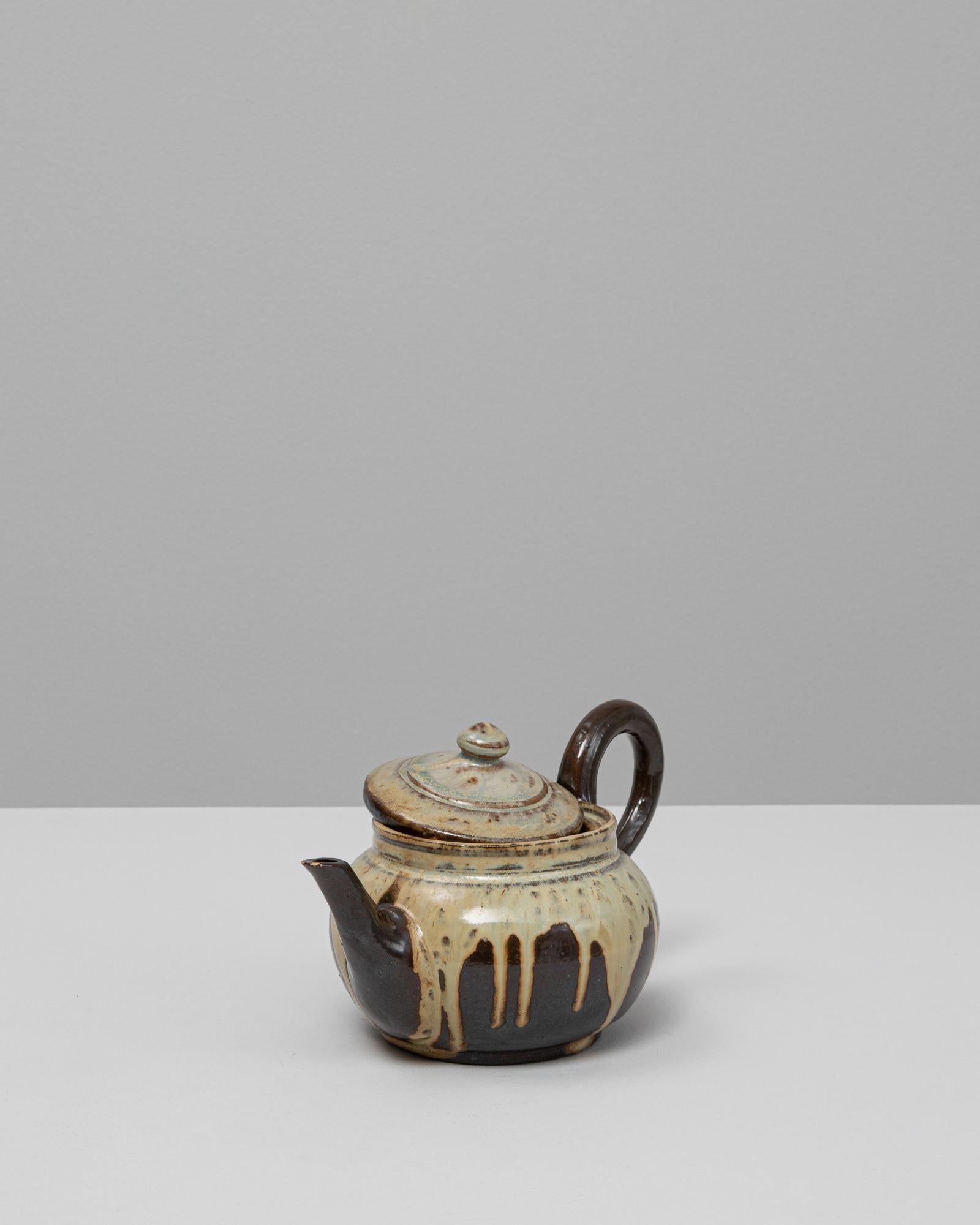 Pichet en céramique à glaçure goutte à goutte avec couvercle, Allemagne, 20e siècle en vente 4