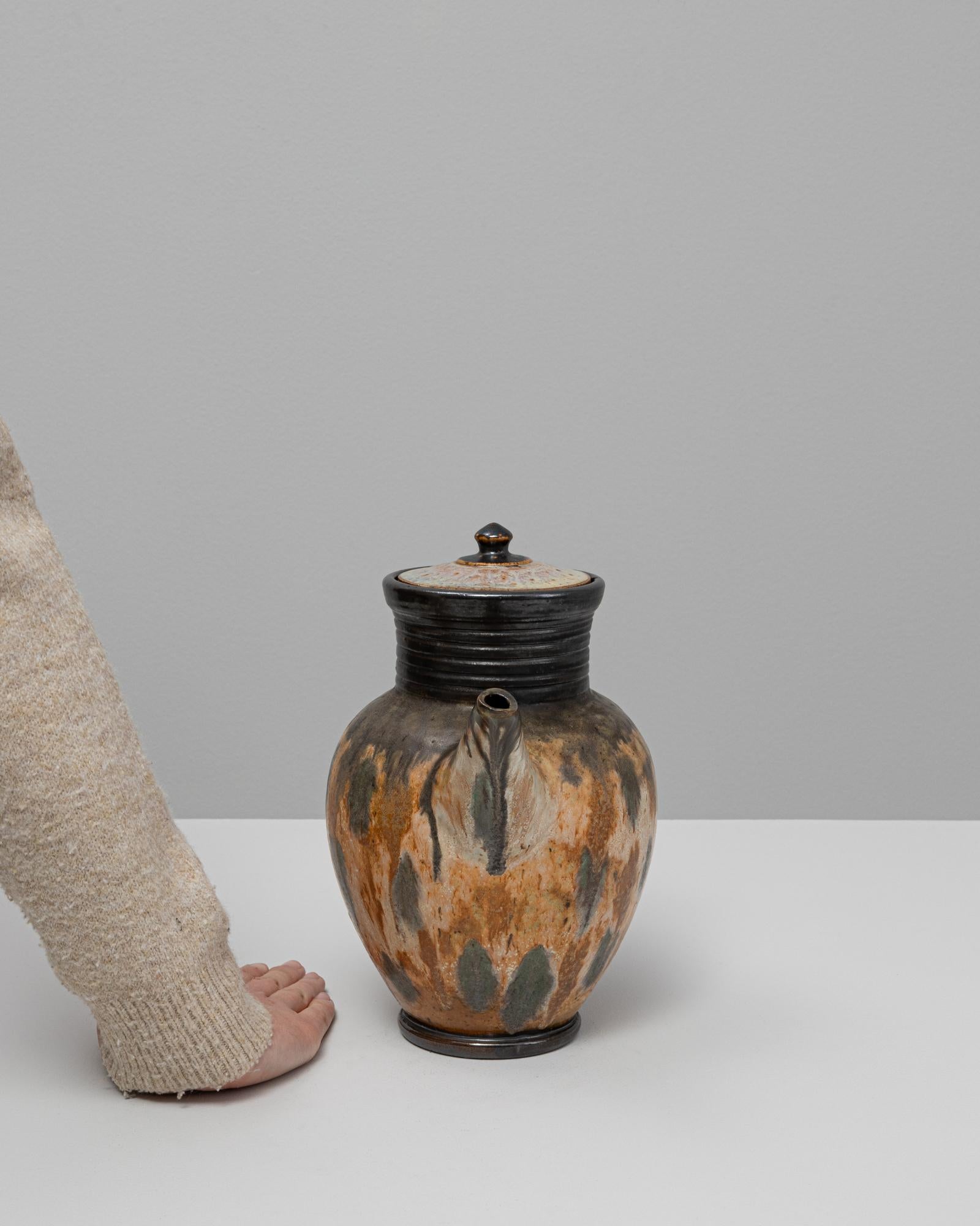 20ième siècle Pichet en céramique à glaçure goutte à goutte avec couvercle, Allemagne, 20e siècle en vente