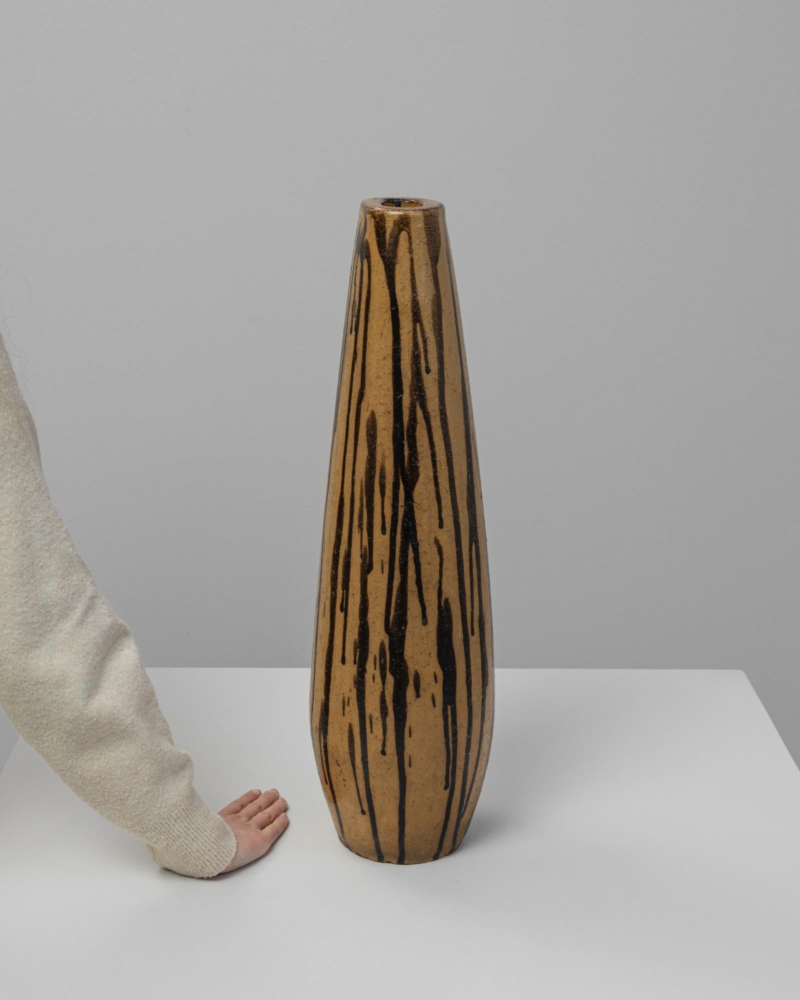 Allemand Vase en céramique à glaçure goutte à goutte allemand du 20e siècle en vente