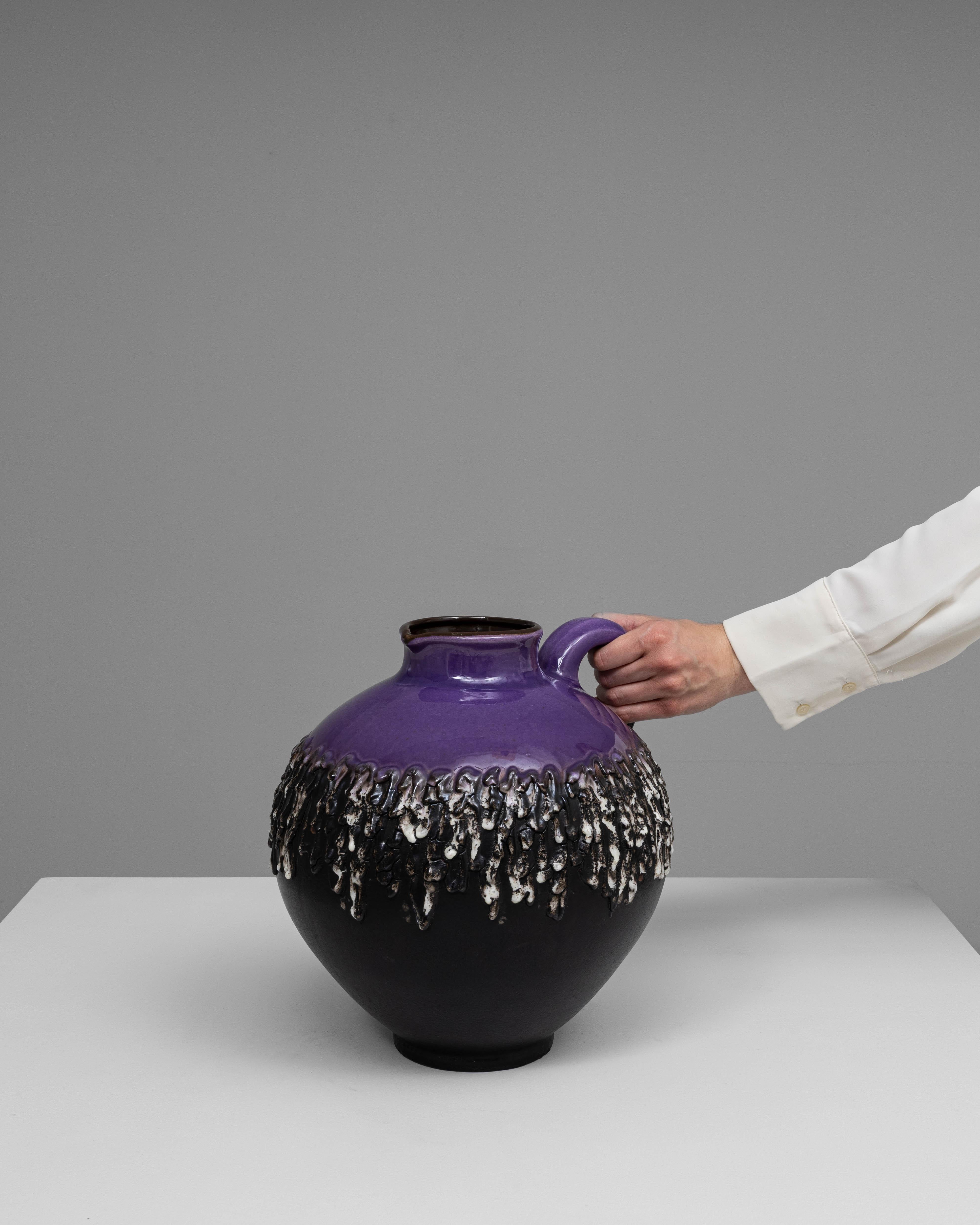 20ième siècle Cruche en céramique de lave grasse allemande du 20e siècle en vente