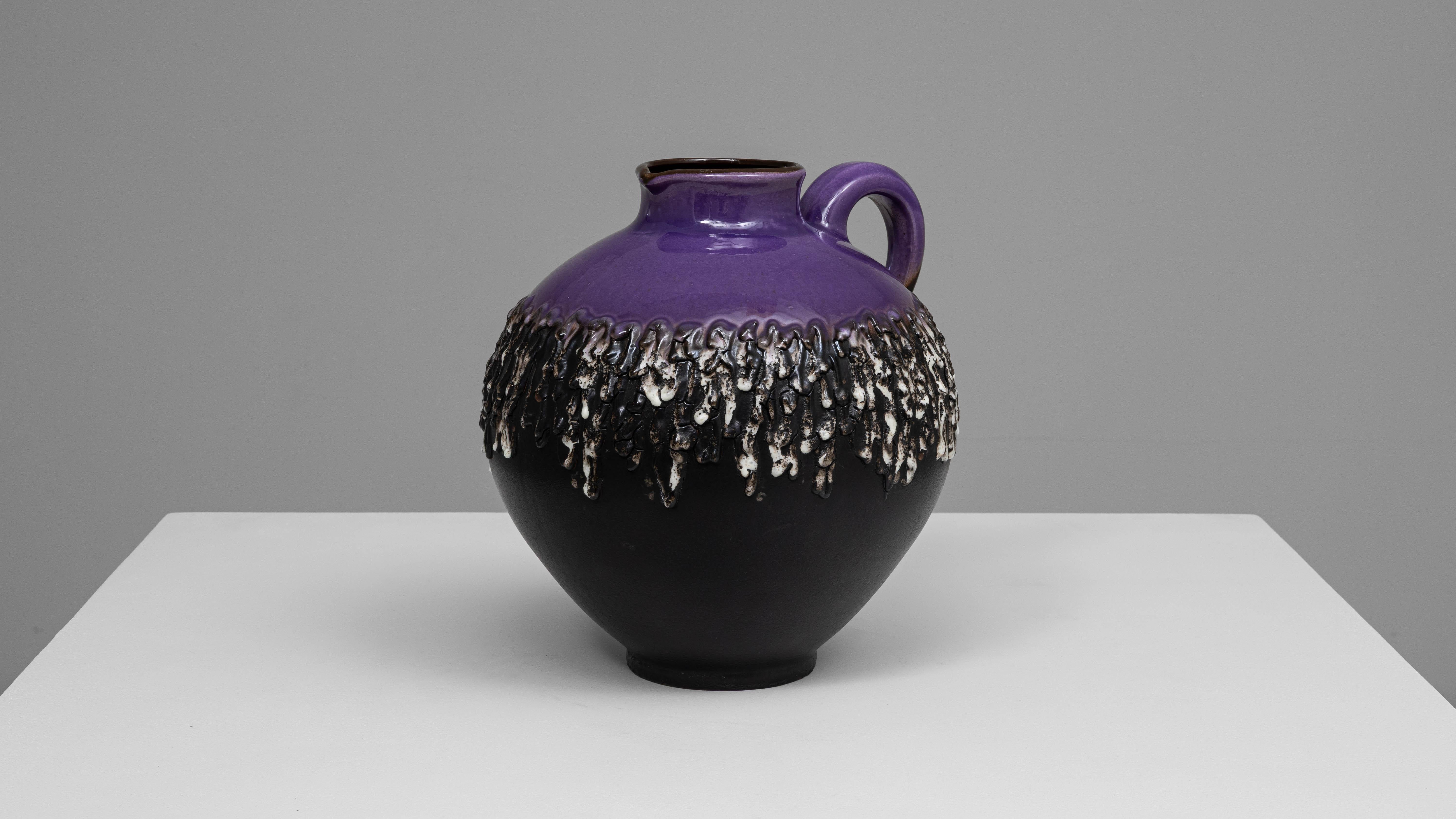 Cruche en céramique de lave grasse allemande du 20e siècle en vente 1