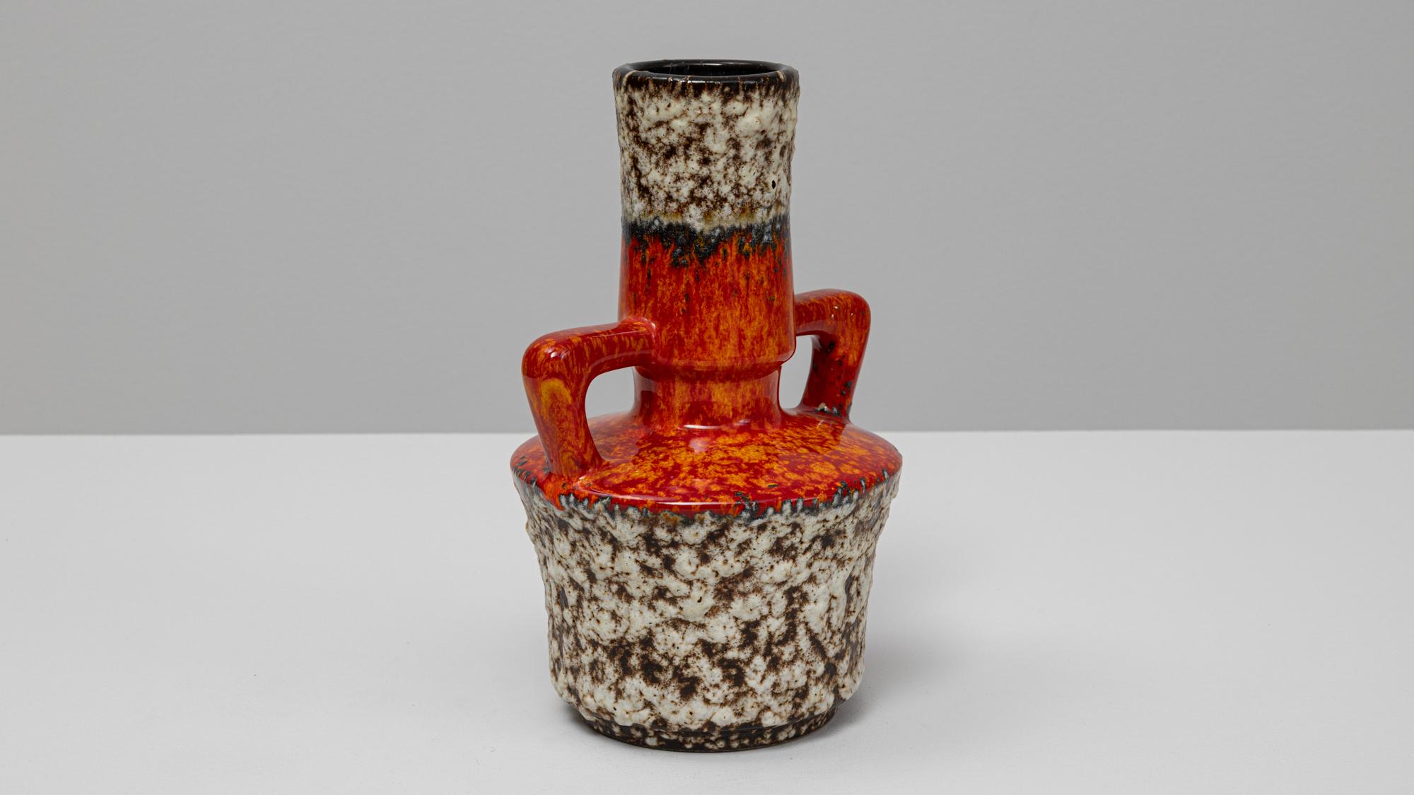 Vaso in ceramica a lava grassa del XX secolo in vendita 2