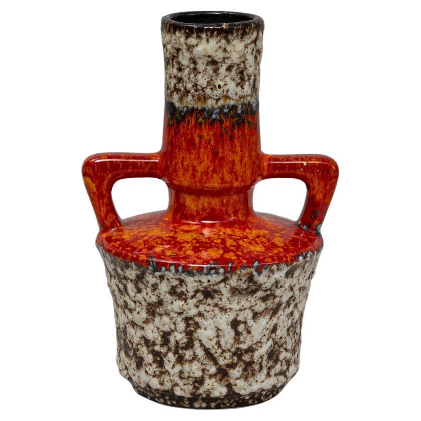 Vaso in ceramica a lava grassa del XX secolo