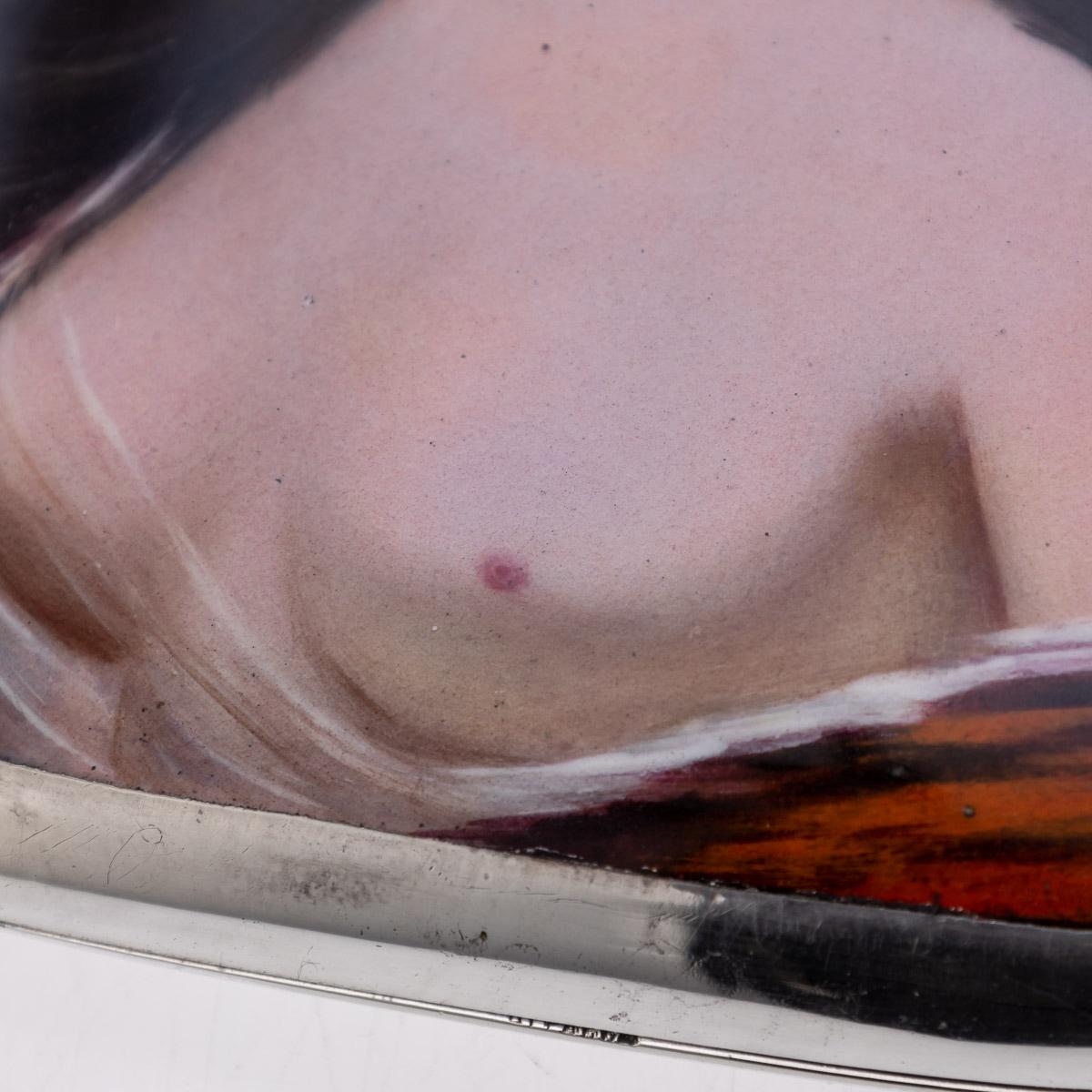 20th Century German Hand Painted Enamel Erotic Cigarette Case, c.1910 9