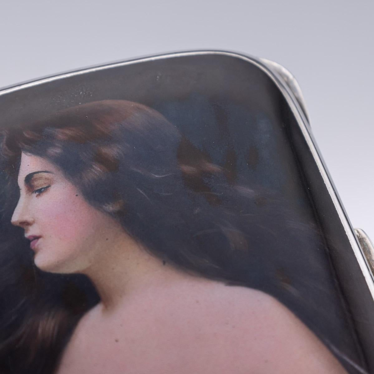 20th Century German Hand Painted Enamel Erotic Cigarette Case, c.1910 6
