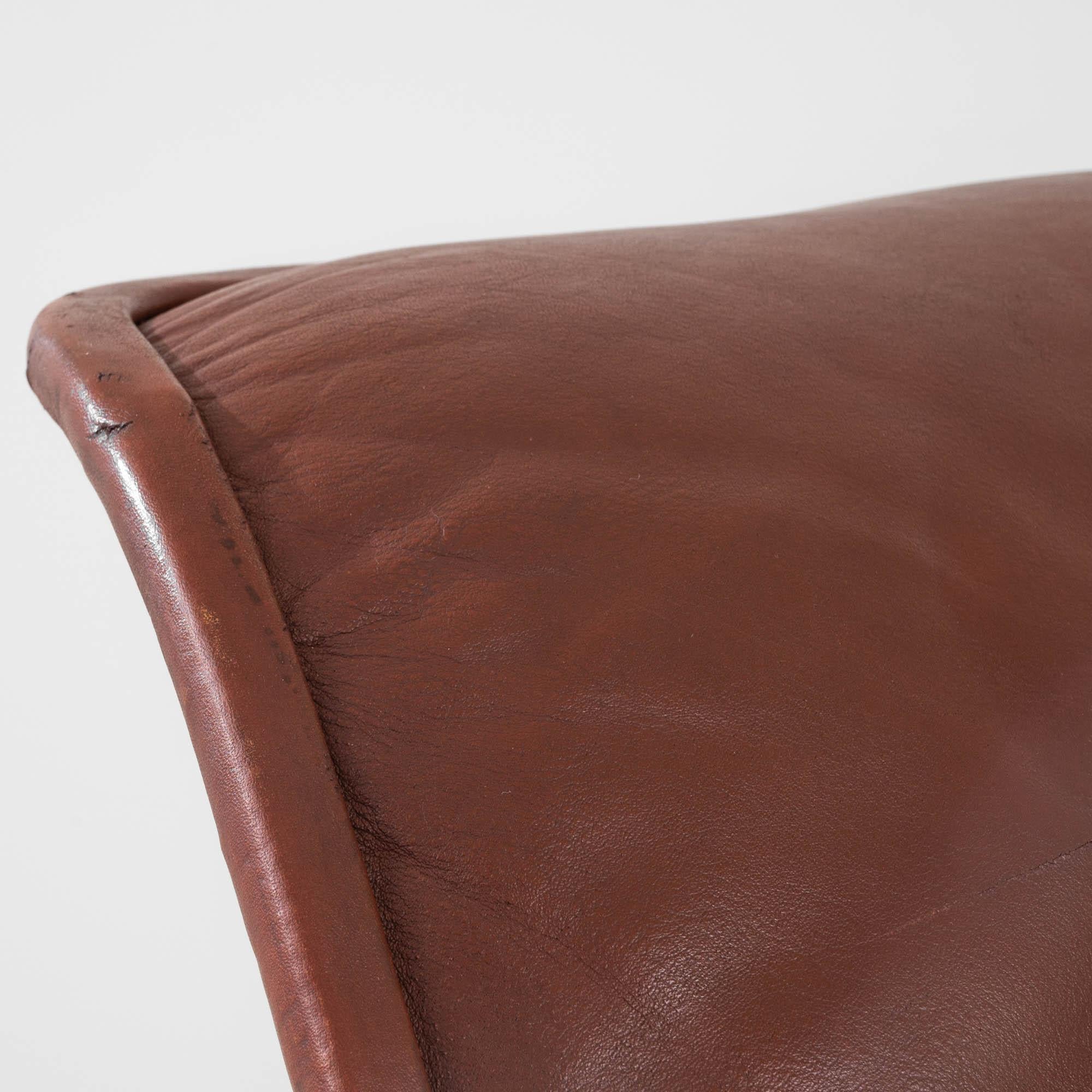 20th Century German Leather Armchair For Sale 3