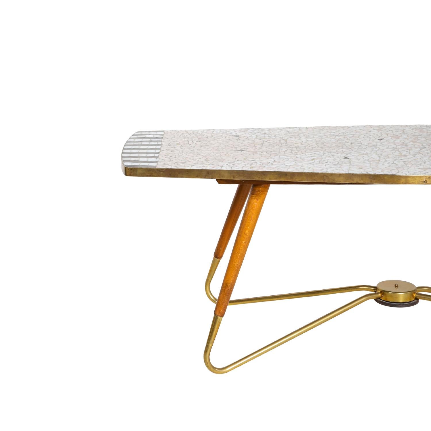 Mid-Century Modern Table basse en mosaïque moderne allemande du 20e siècle - Table de canapé en noyer par Ilse Möbel en vente