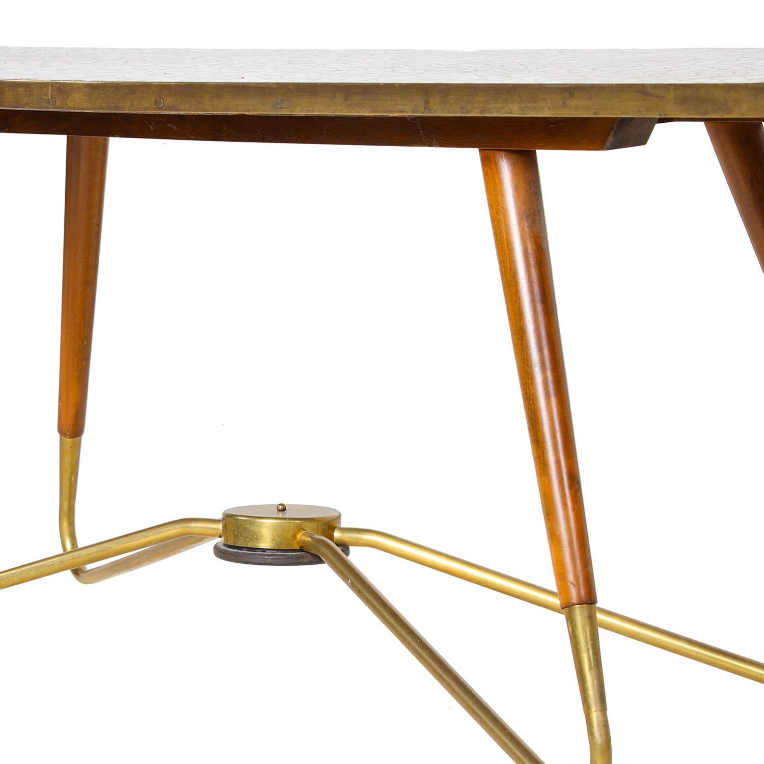 Table basse en mosaïque moderne allemande du 20e siècle - Table de canapé en noyer par Ilse Möbel Bon état - En vente à West Palm Beach, FL