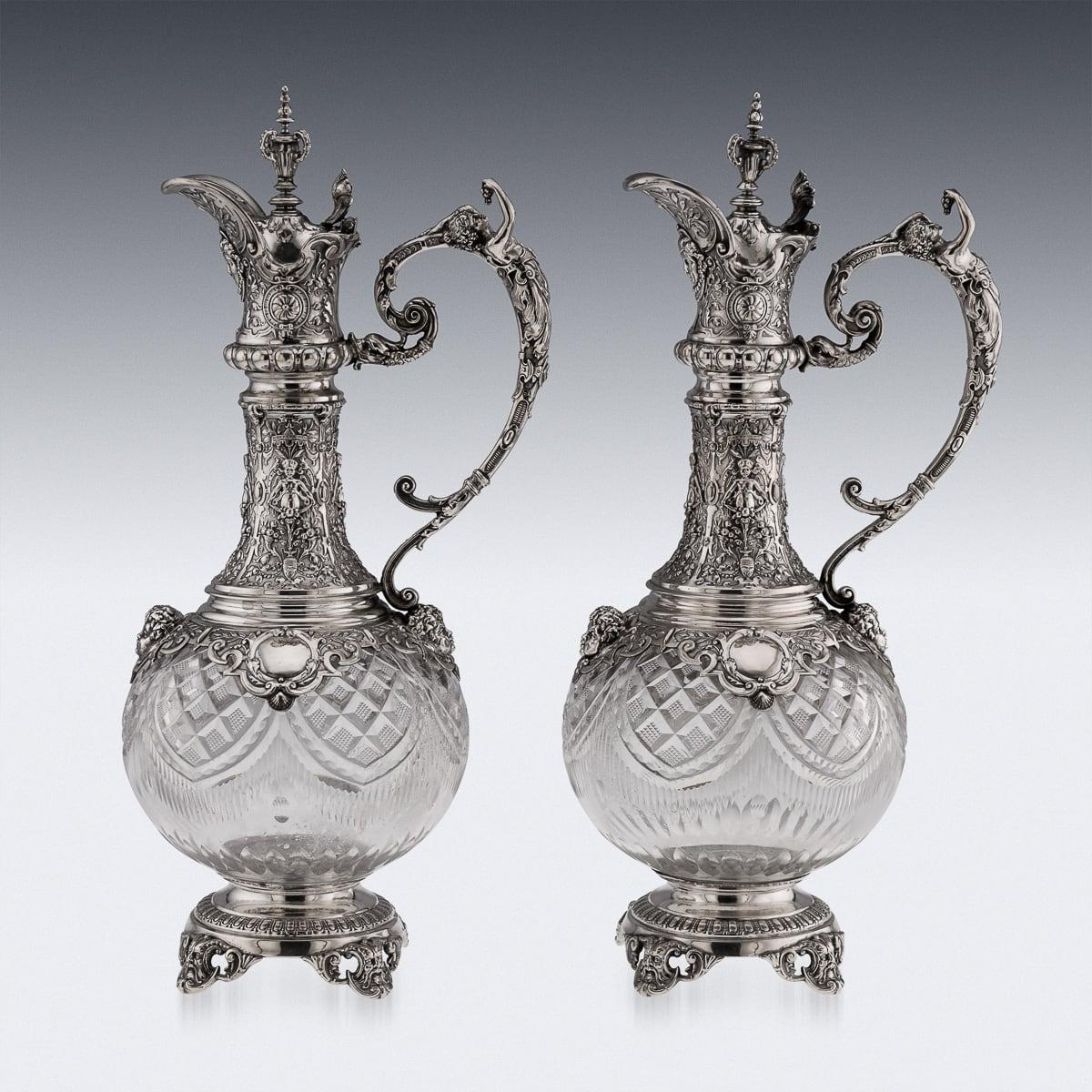 Allemand Paire de grands pichets à vin allemands du 20ème siècle en argent massif et verre taillé vers 1900 en vente
