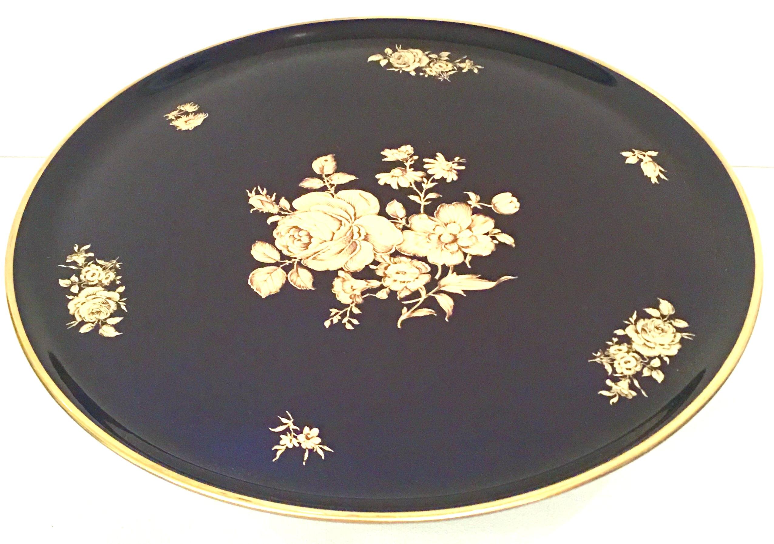 20th Century German Porcelain & 22-Karat Gold Footed Cake Platter By, Bareuther For Sale 1