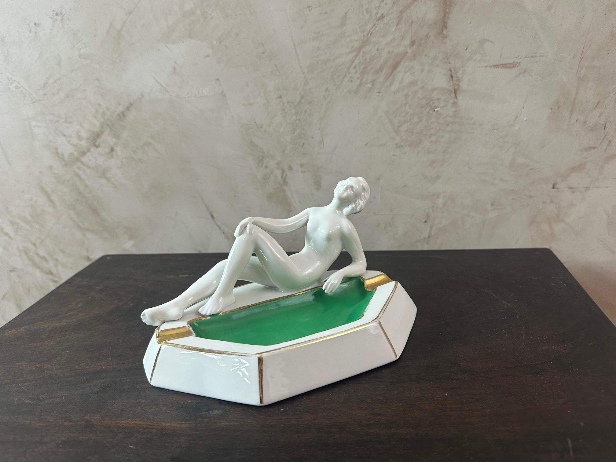 Art déco Cendrier Art Déco allemand du 20ème siècle, années 1930