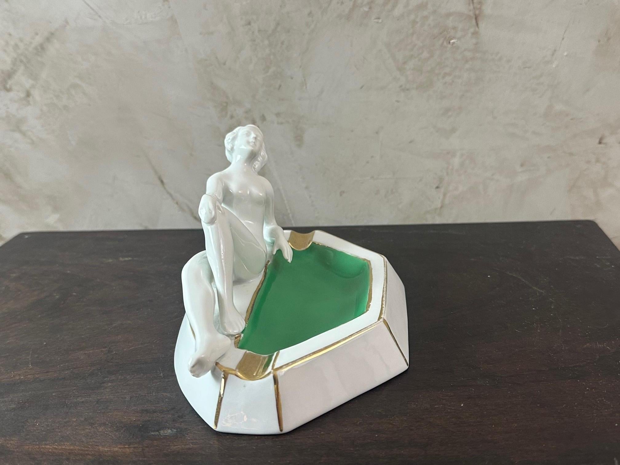 Allemand Cendrier Art Déco allemand du 20ème siècle, années 1930
