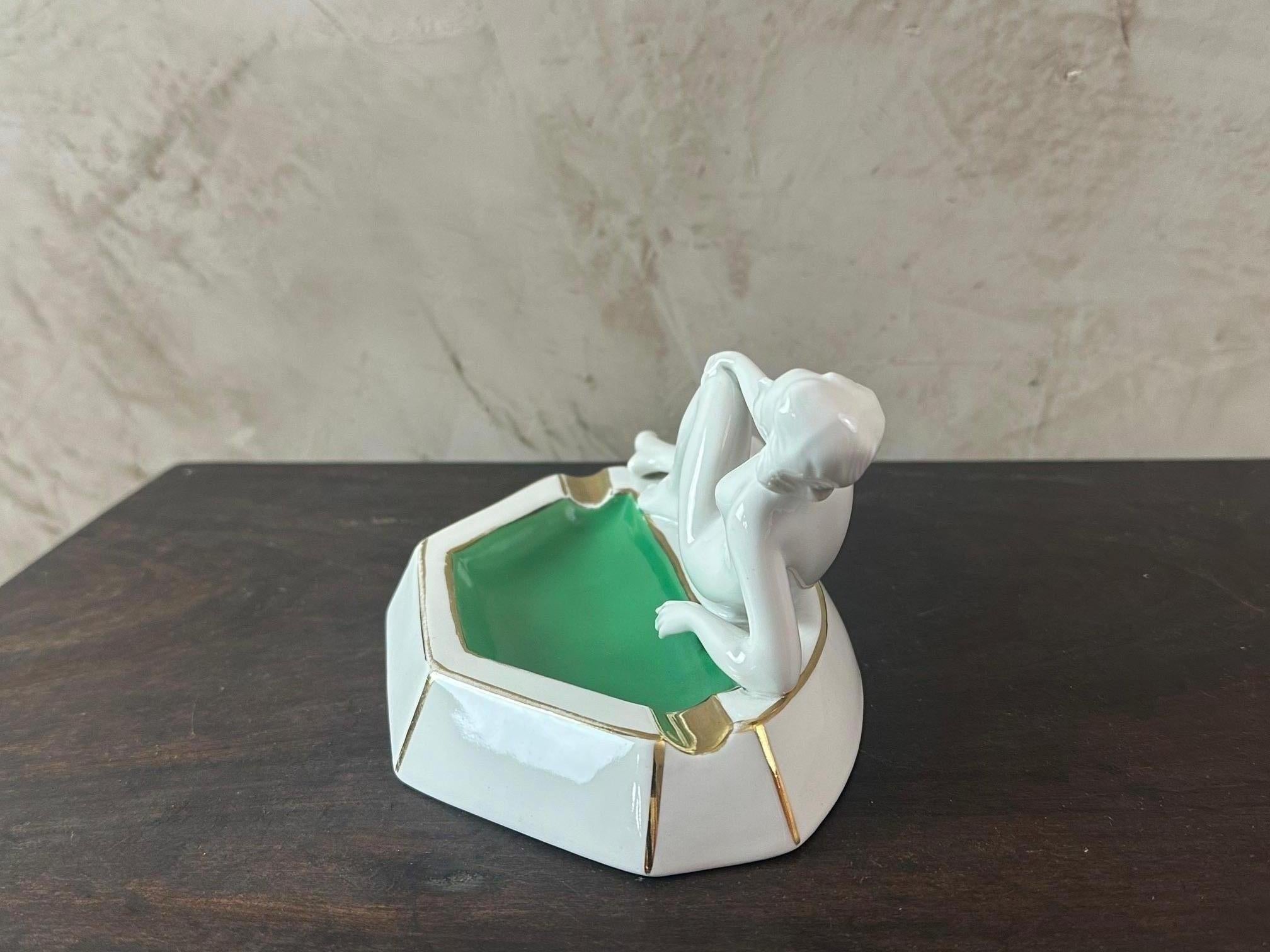 Porcelaine Cendrier Art Déco allemand du 20ème siècle, années 1930