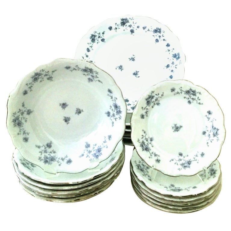 20th Century German Porcelain and Platinum Dinnerware Set of 18 by