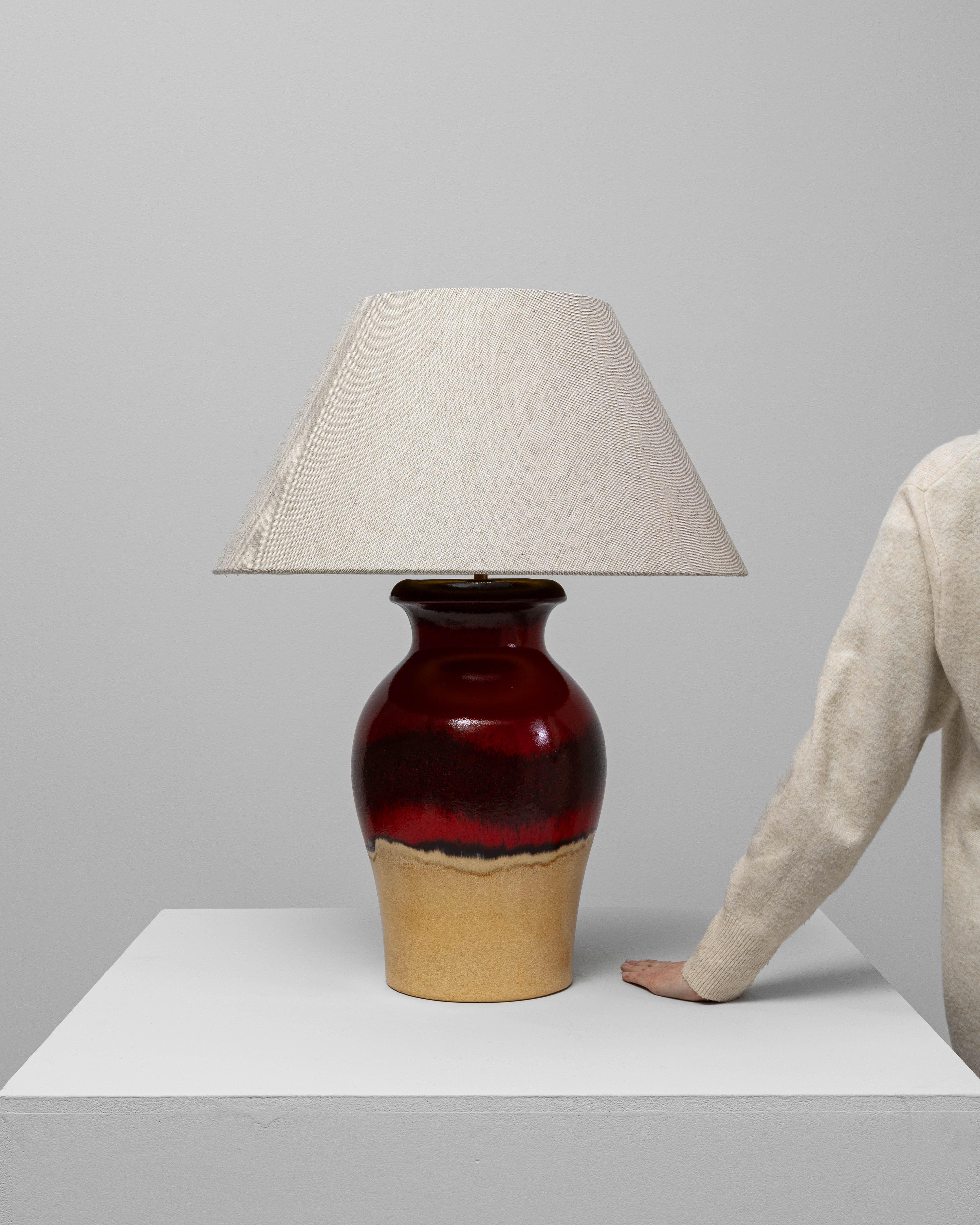20th Century German Red And Tan Ceramic Table Lamp For Sale 3