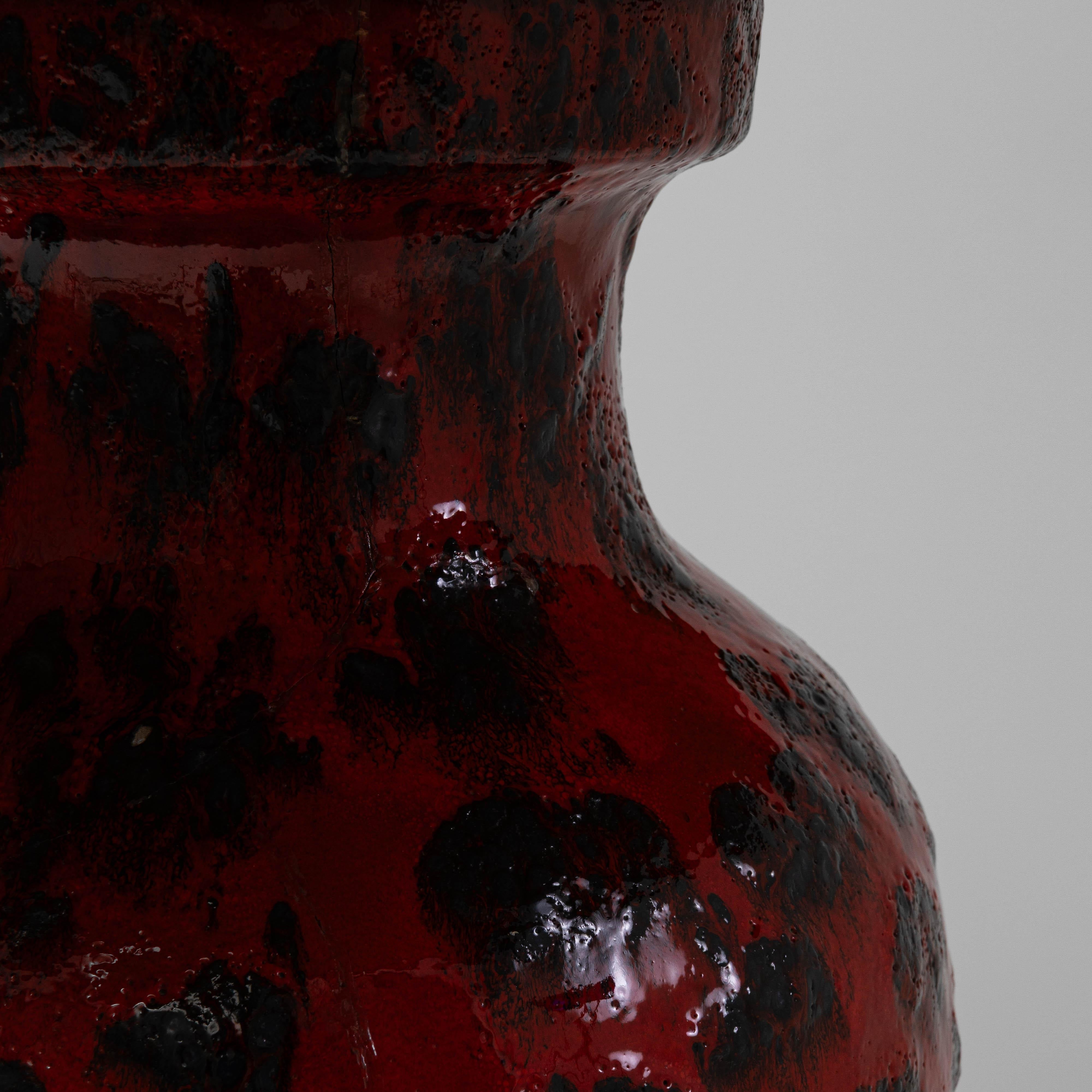 Lampe de table en céramique rouge allemande du 20e siècle en vente 5