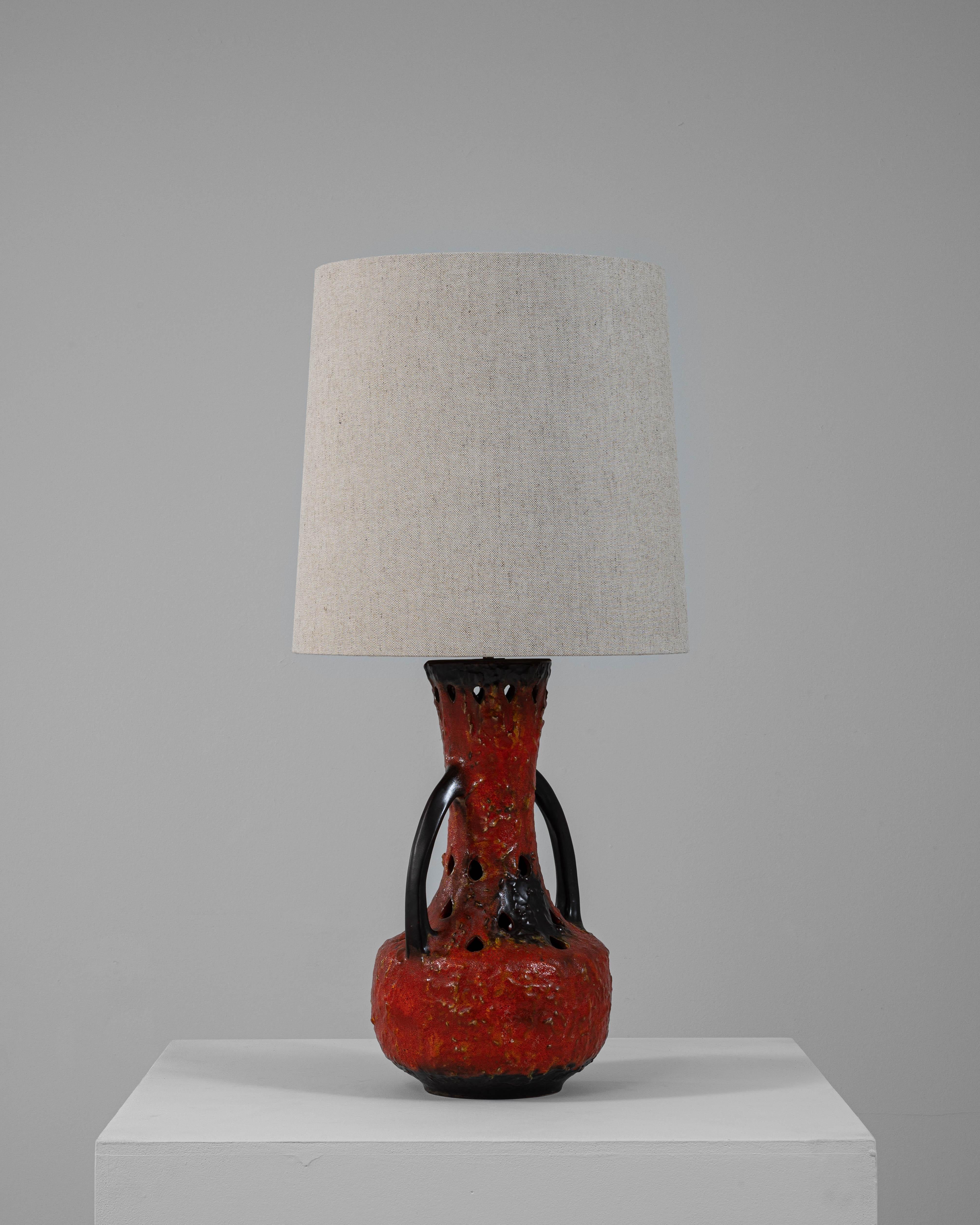 20th Century German Red Fat Lava Glazed Ceramic Table Lamp For Sale 3