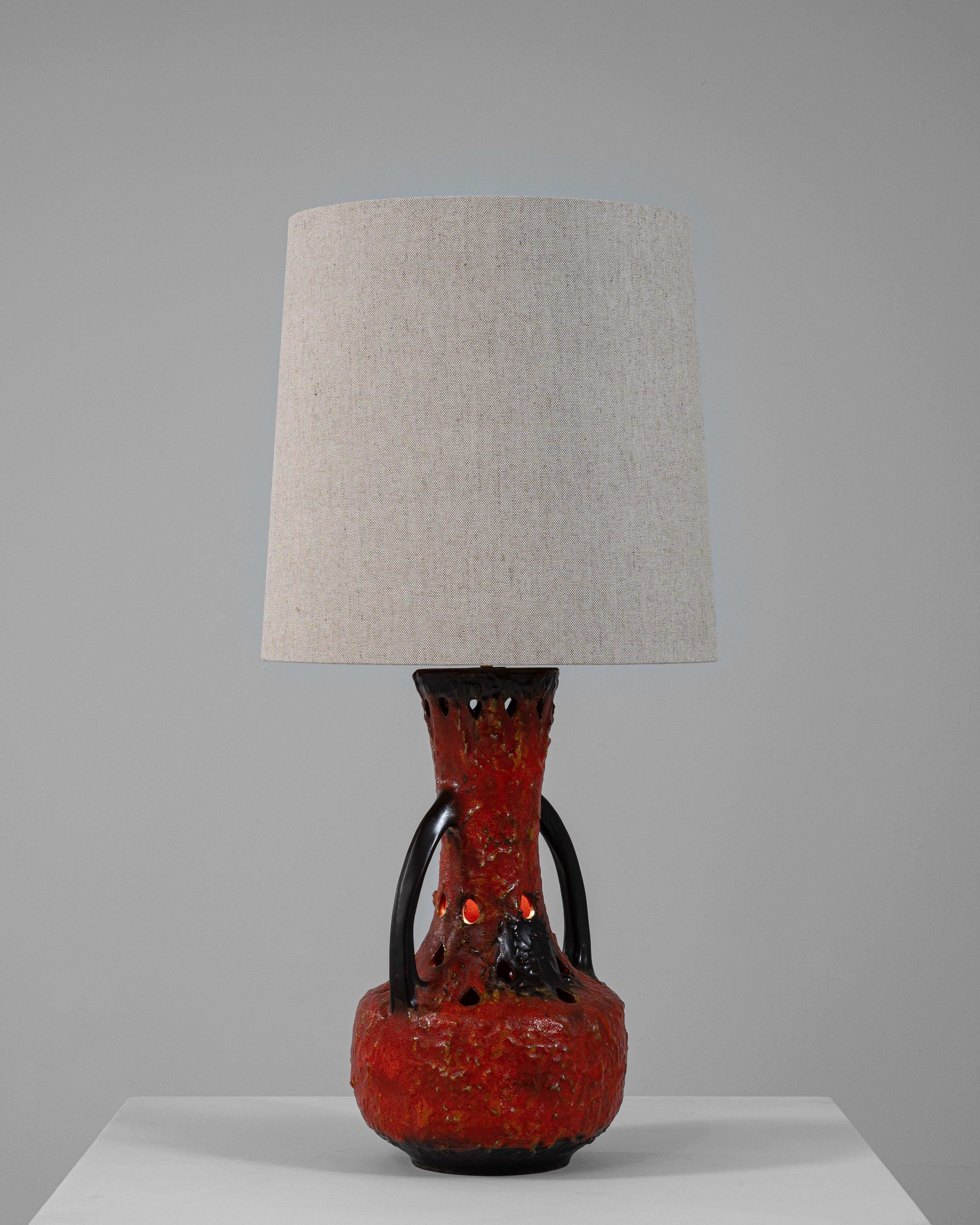 20th Century German Red Fat Lava Glazed Ceramic Table Lamp For Sale 5