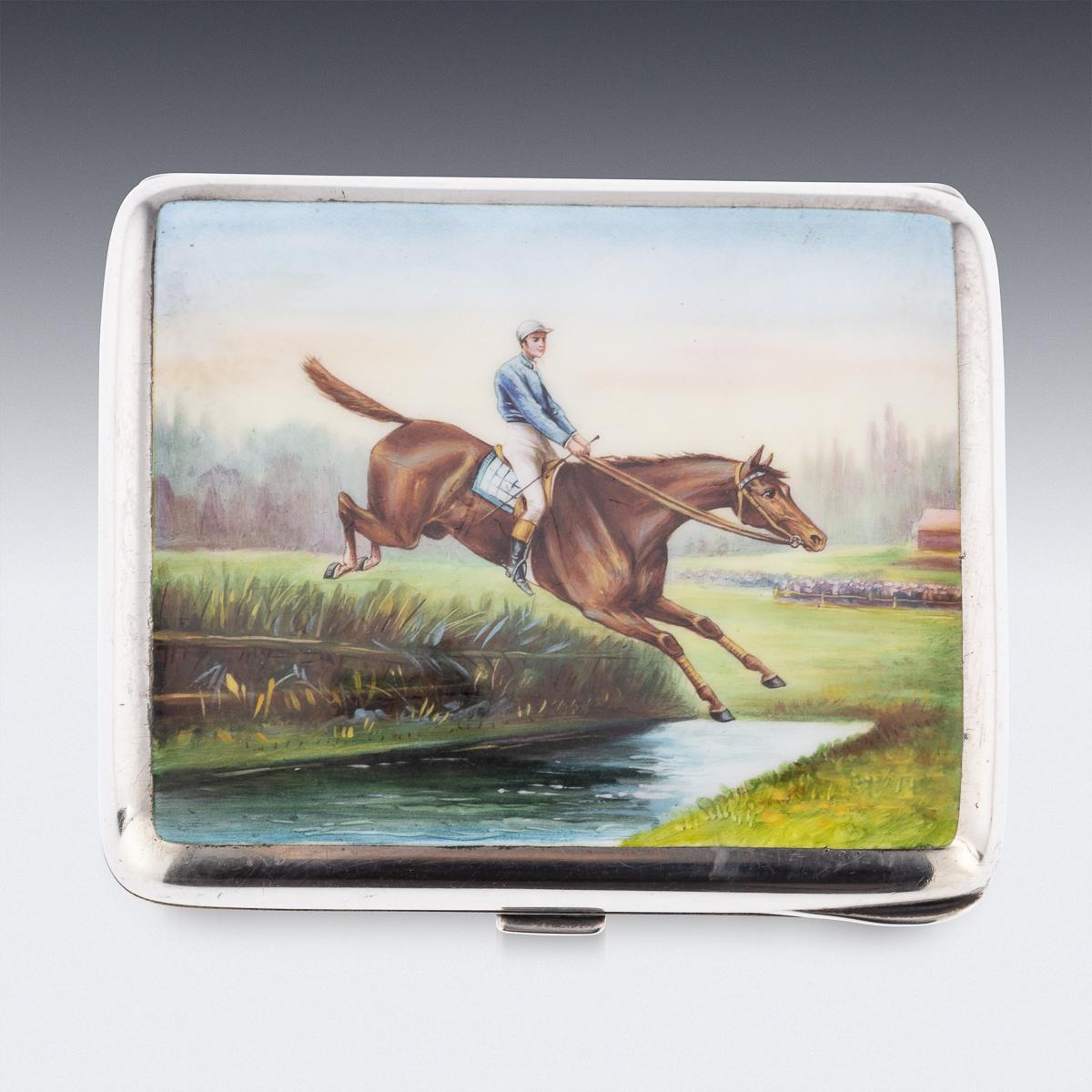 20th Century German Solid Silver & Enamel Cigarette Case, c.1904 In Good Condition For Sale In Royal Tunbridge Wells, Kent