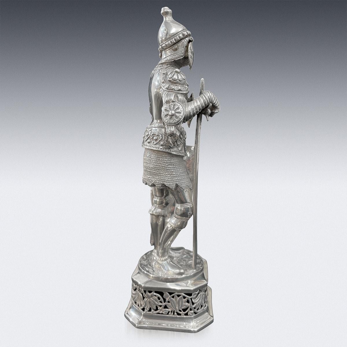 20th Century German Solid Silver Knight Figure, Hanau, c.1910 2