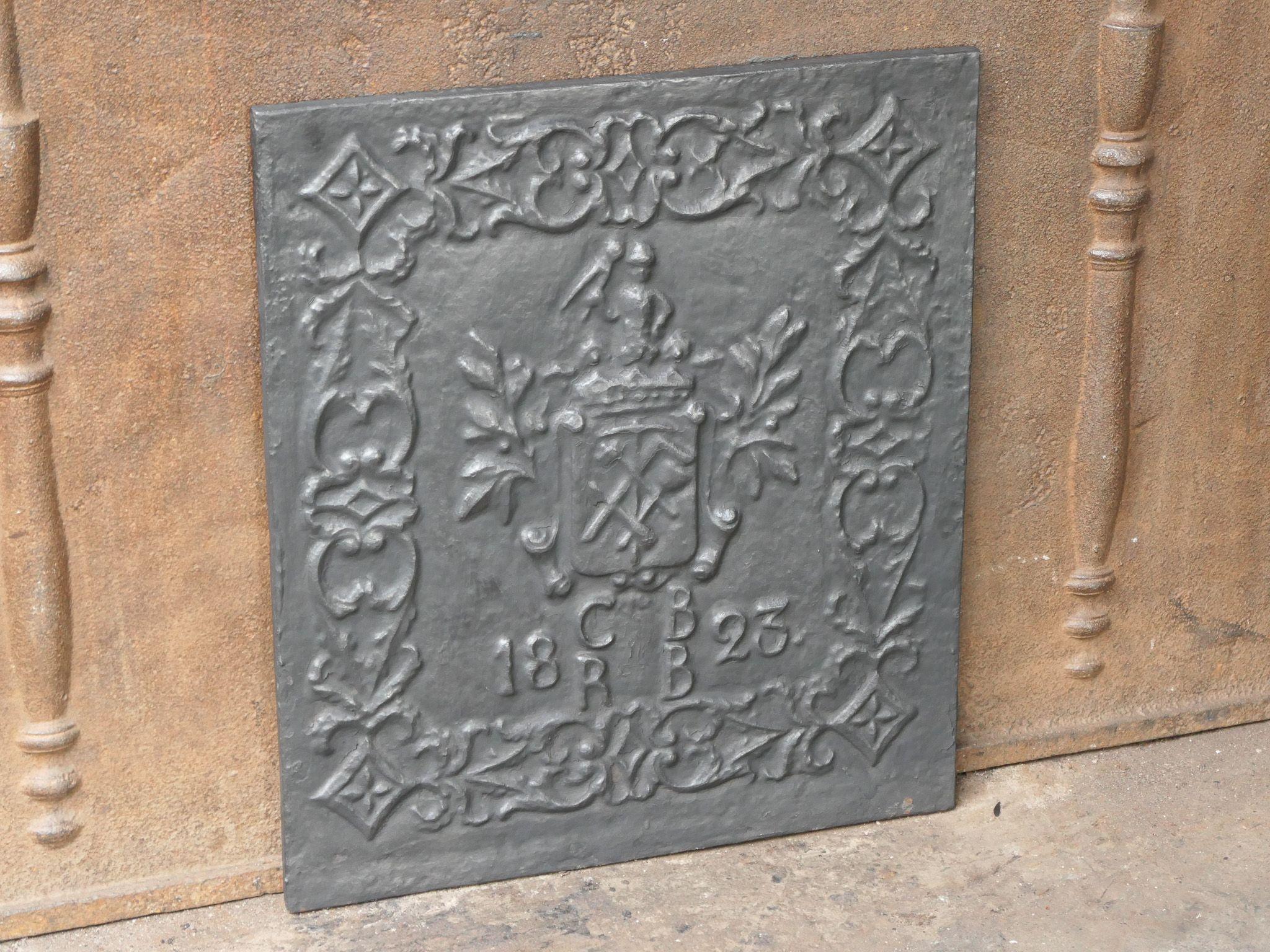 20th Century German Victorian Style 'Coat of Arms' Fireback / Backsplash For Sale 1