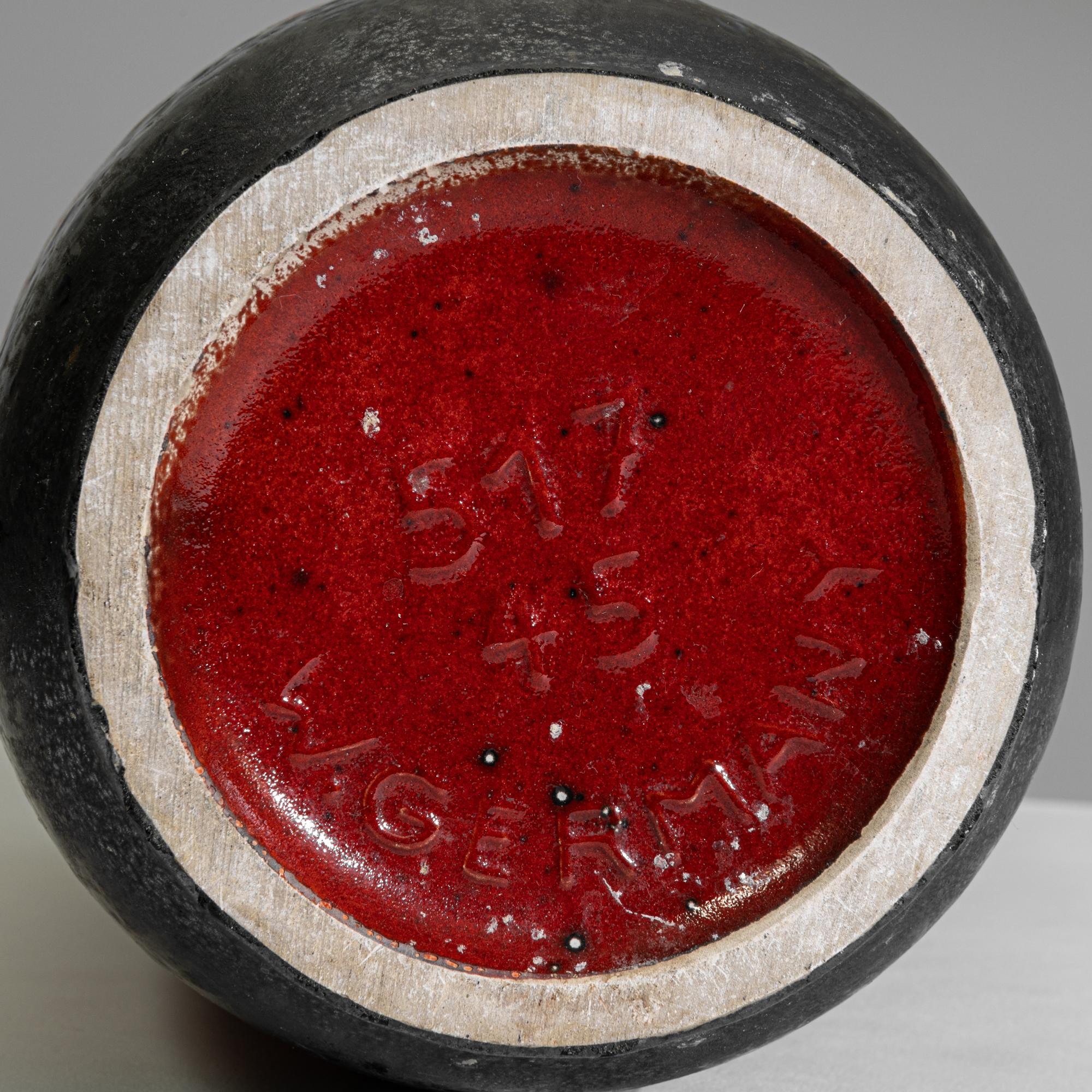 Vase en céramique allemande du 20e siècle 