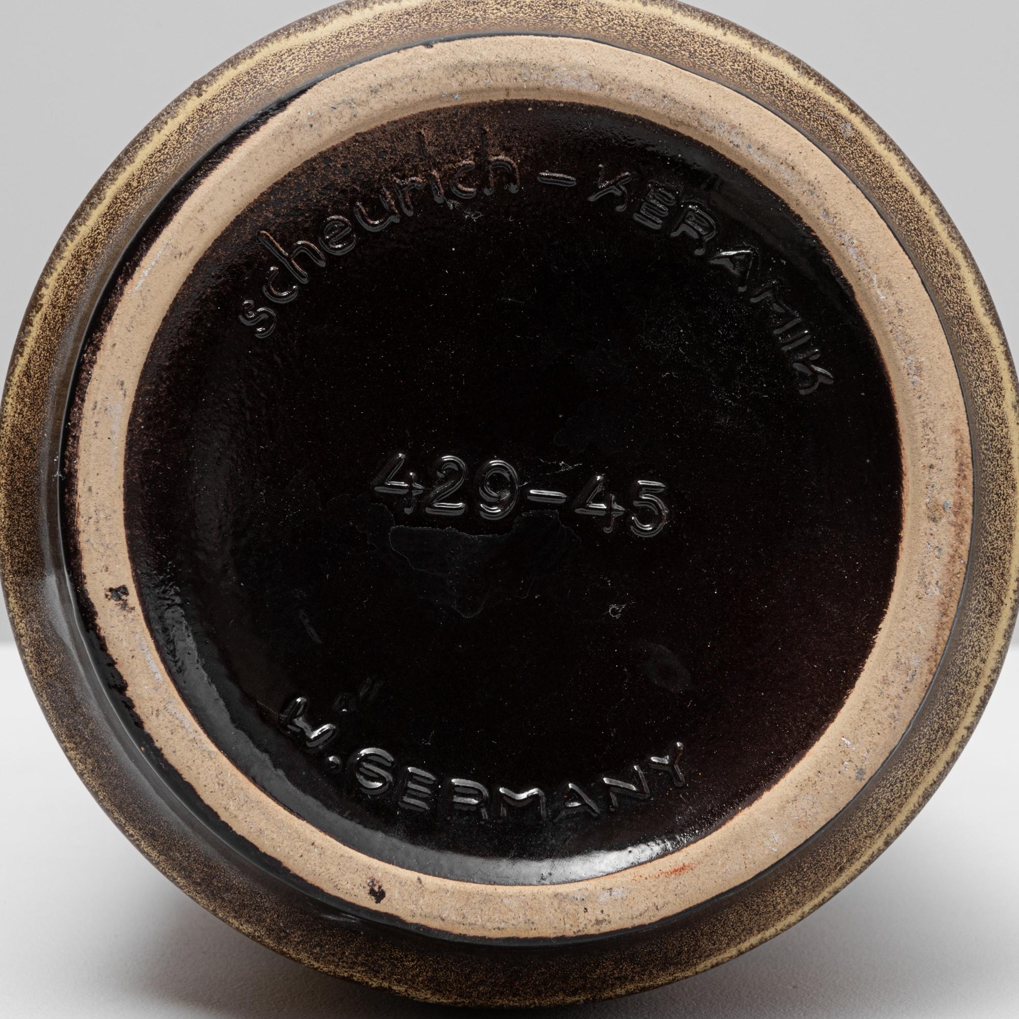 Vase en céramique allemande du 20e siècle 