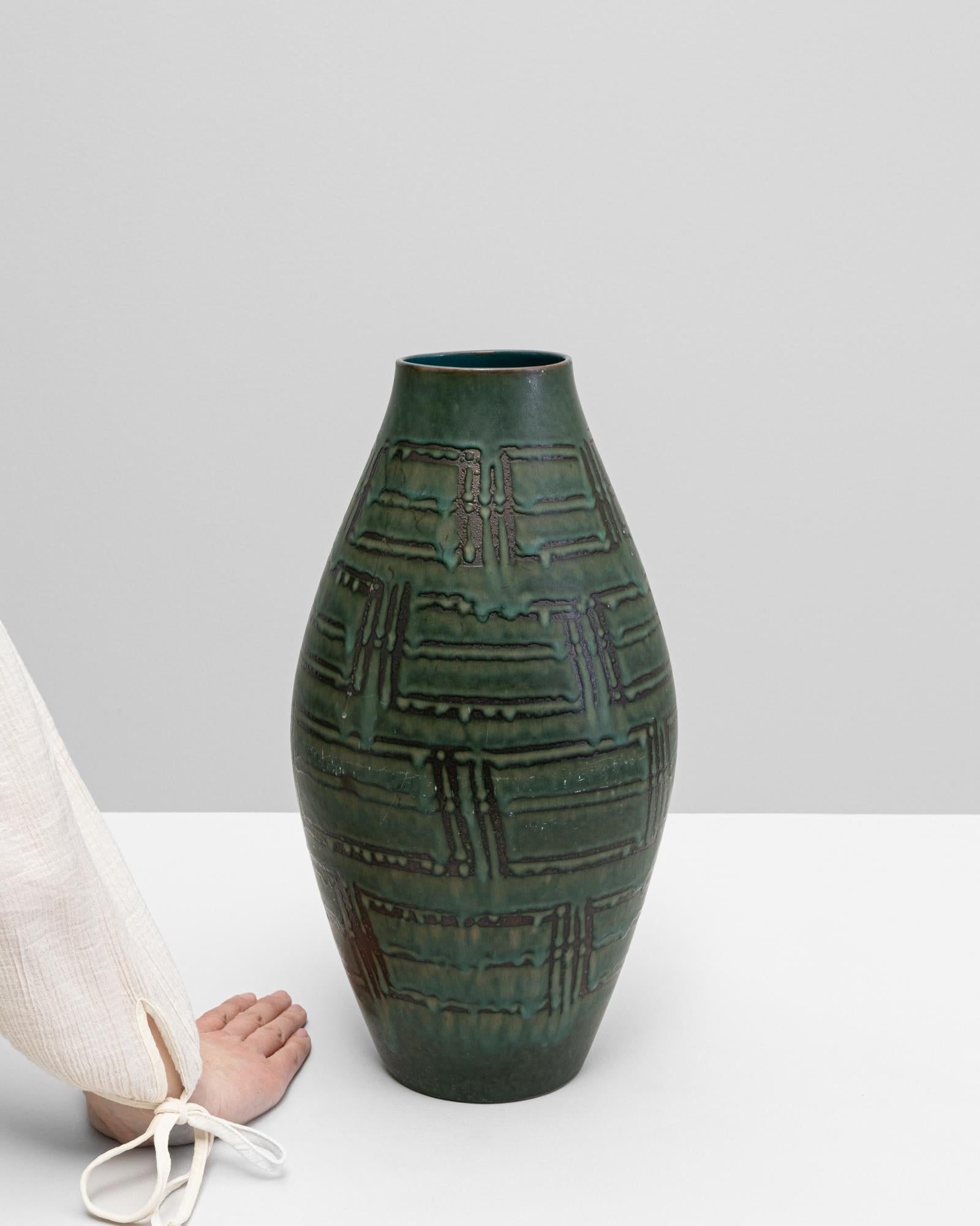 Allemand Vase en céramique allemande du 20e siècle 