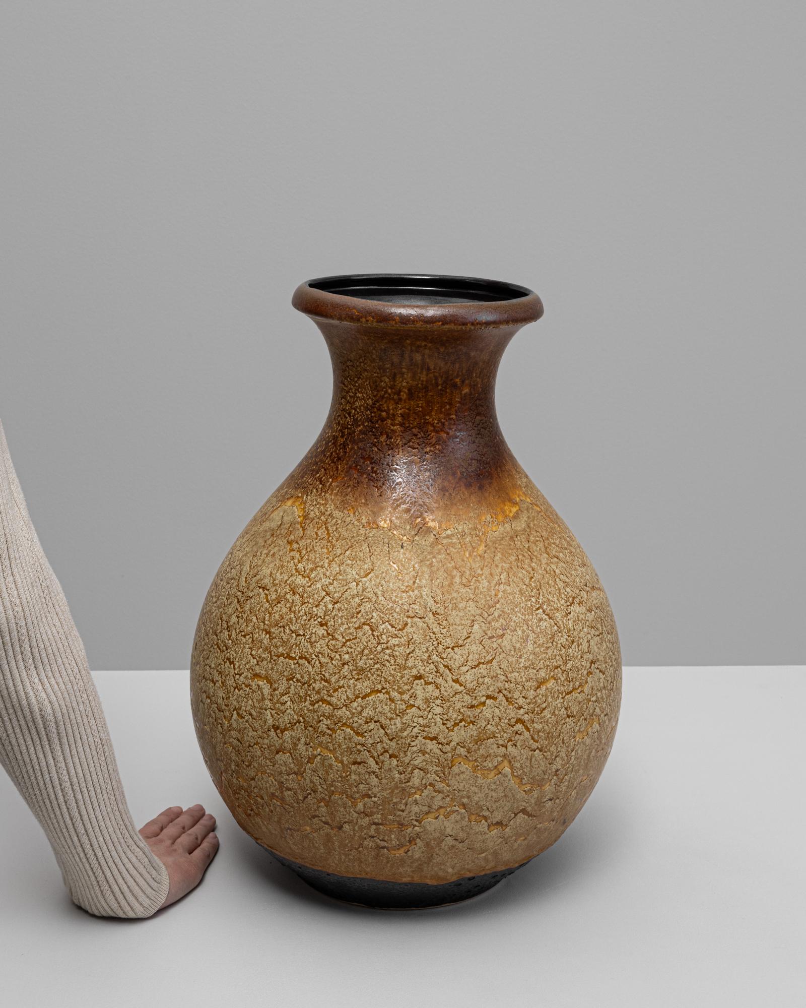 Tedesco Vaso in ceramica tedesco del XX secolo 