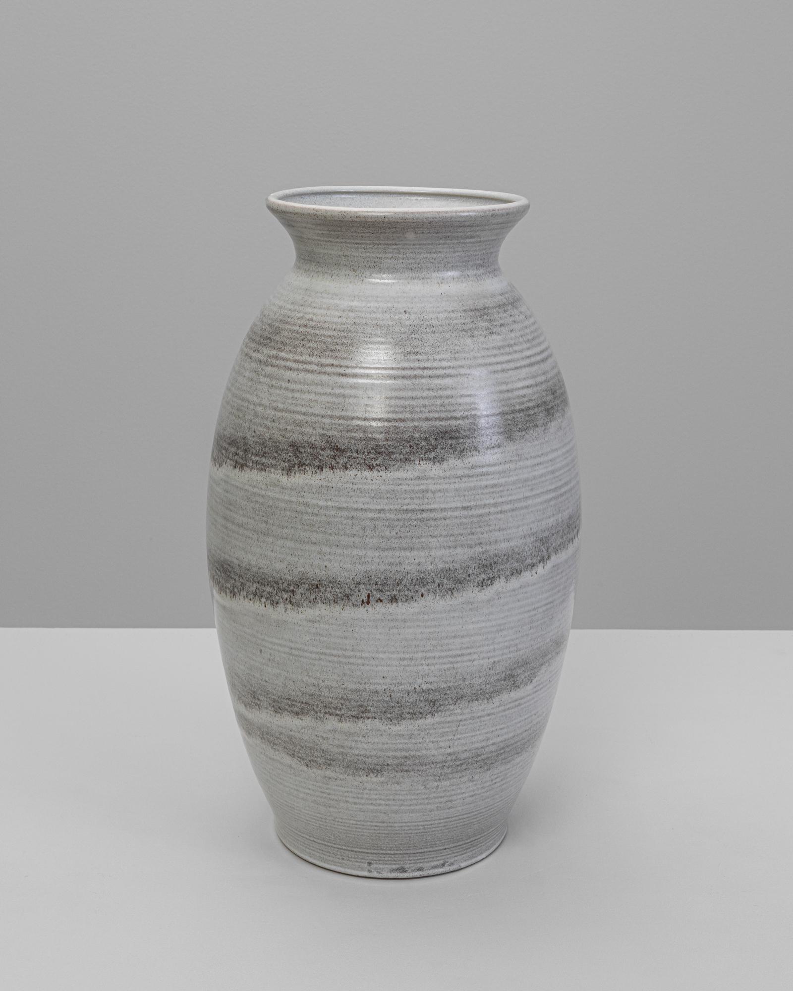 Vase en céramique allemande du 20e siècle 